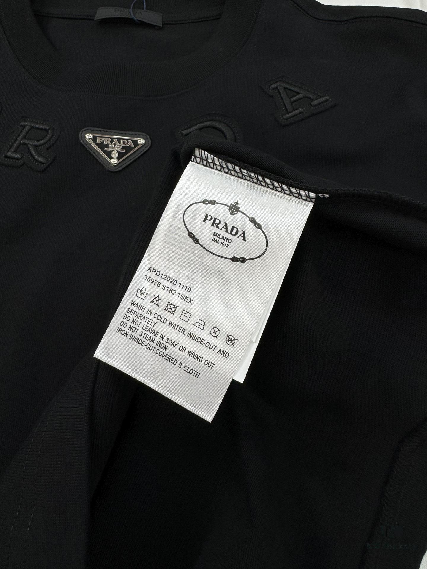 PRADA New Arrival Unisex T-Shirt 25S – Official Website Launch, 3D Embroidered Logo Design with Classic Leather Triangle Badge, Premium 40-Single 260g Cotton Fabric, Breathable and Comfortable, Essential Wardrobe Piece for Layering or Wearing Alone