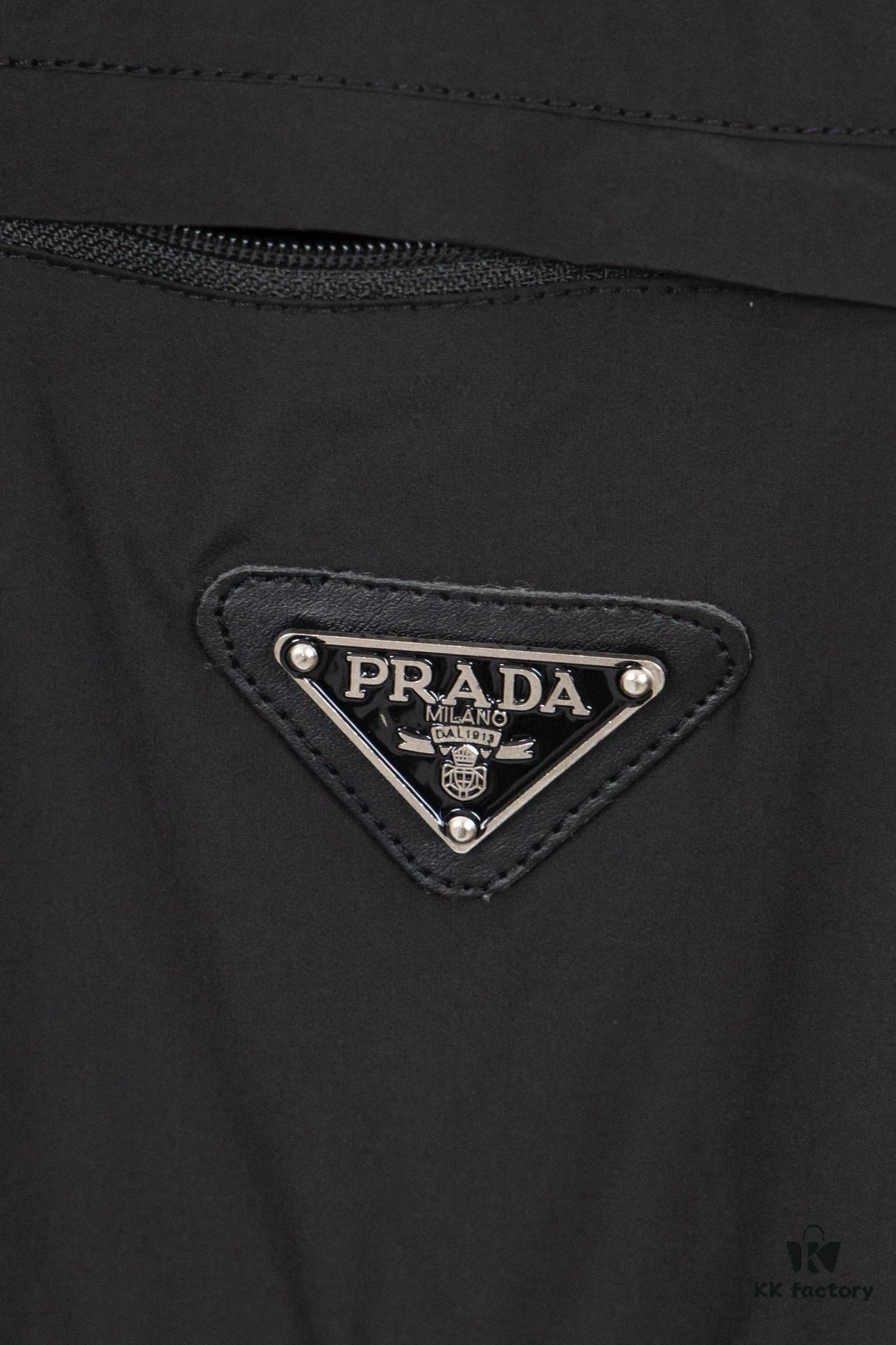 PRADA/Prada 22SS Triangle Logo Pocket Knit Long-Sleeve Sweater