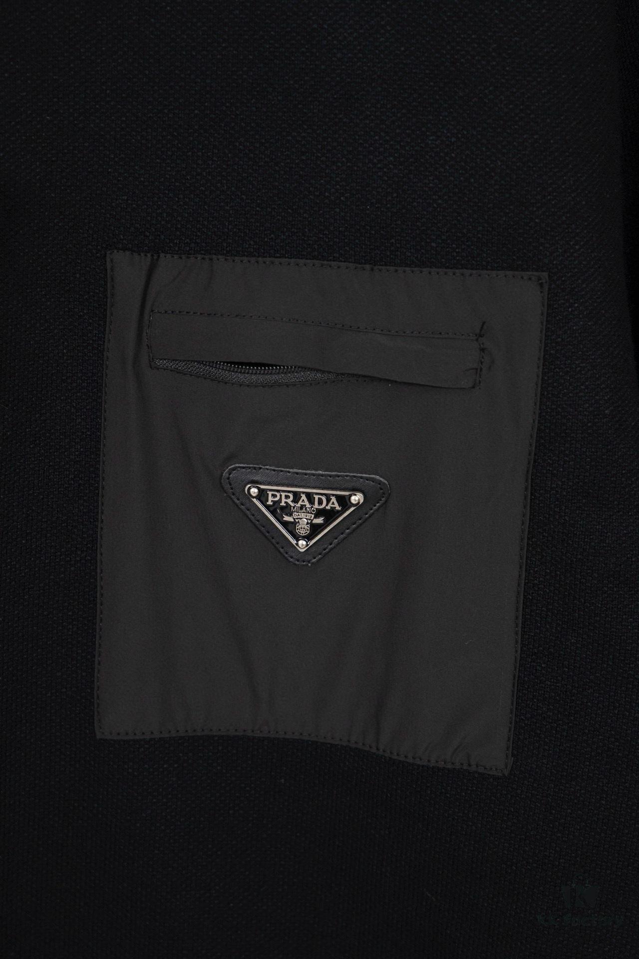 PRADA/Prada 22SS Triangle Logo Pocket Knit Long-Sleeve Sweater