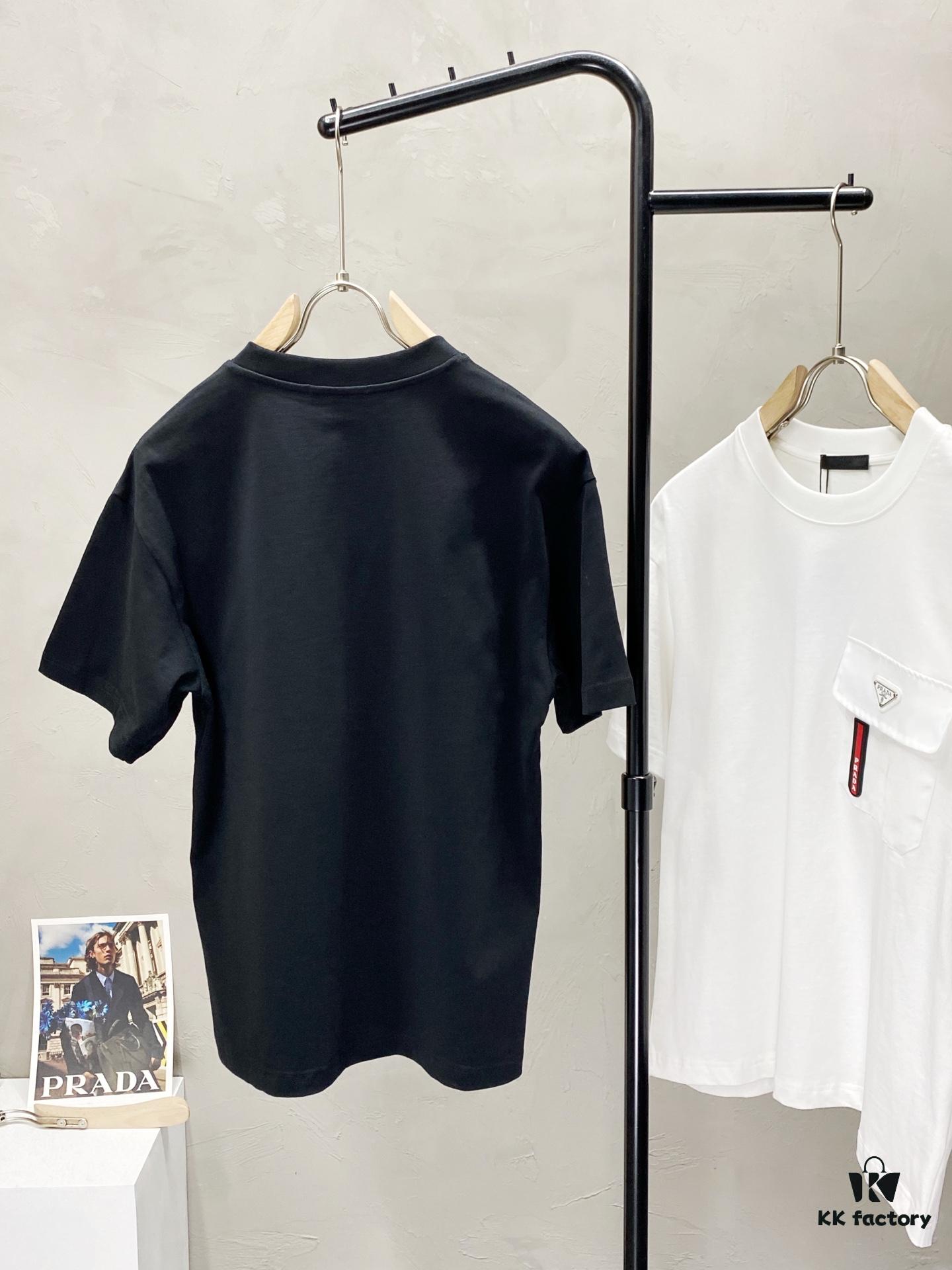 Prada Men's Casual Short-Sleeve T-Shirt, Exclusive New Arrival, Original Order, High-End Custom, Premium Quality, Fashionable and Versatile Bestseller