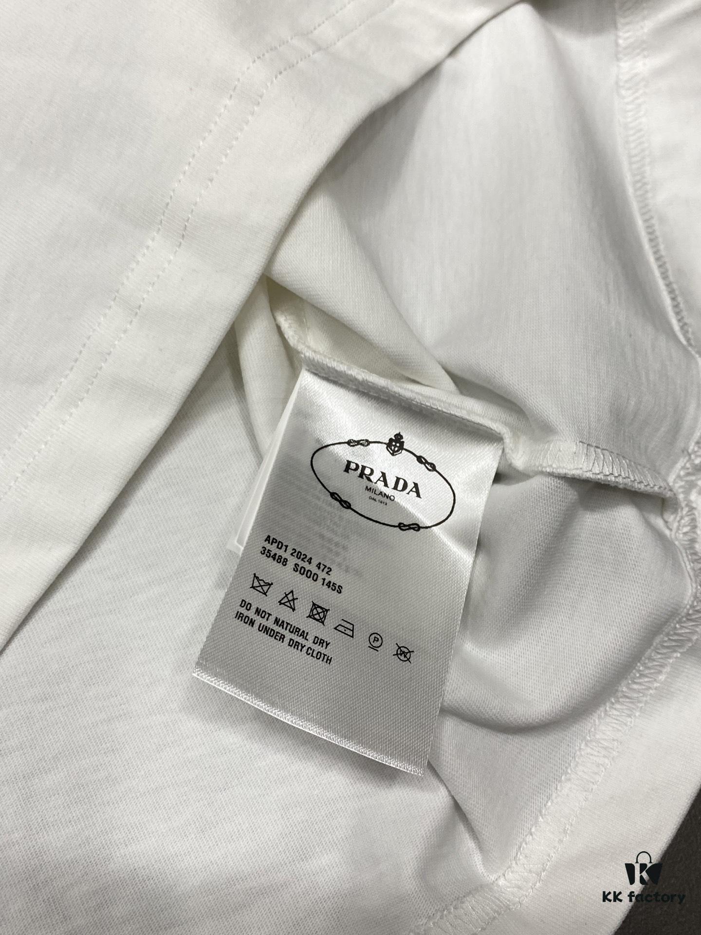 Prada Men's Casual Short-Sleeve T-Shirt, Exclusive New Arrival, Original Order, High-End Custom, Premium Quality, Fashionable and Versatile Bestseller