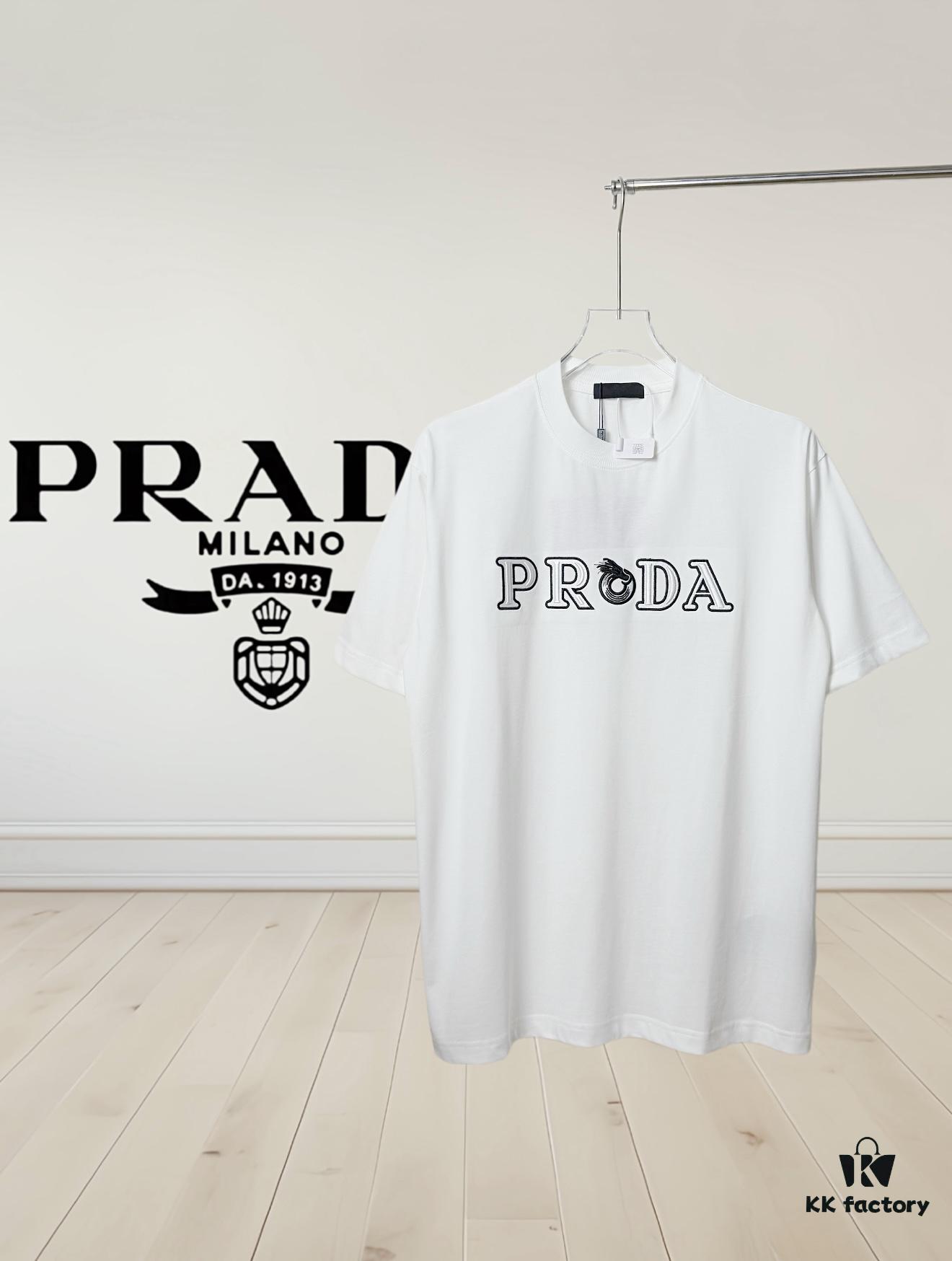 Prada High-End SS25 Spring/Summer Collection, In-Store Exclusive, Premium Channel Release, Embroidered Logo Relief Series, Crew Neck Short-Sleeve T-Shirt with Slightly Relaxed Fit