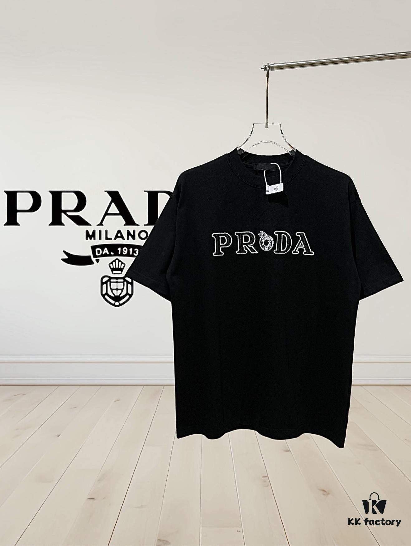 Prada High-End SS25 Spring/Summer Collection, In-Store Retail Quality, Embroidered Relief Letter Design, Crew Neck Short-Sleeve T-Shirt with Slightly Loose Fit