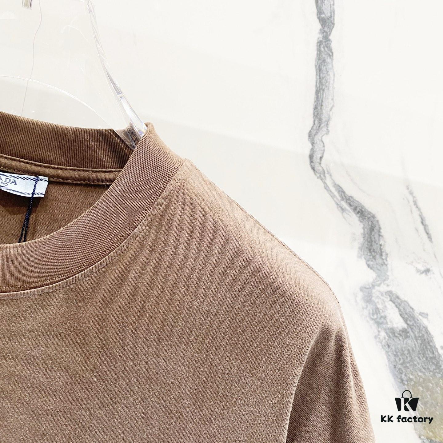 PRADA/Prada 320g Washed Short-Sleeve T-Shirt with Minimalist Triangular Patch Embroidery Logo