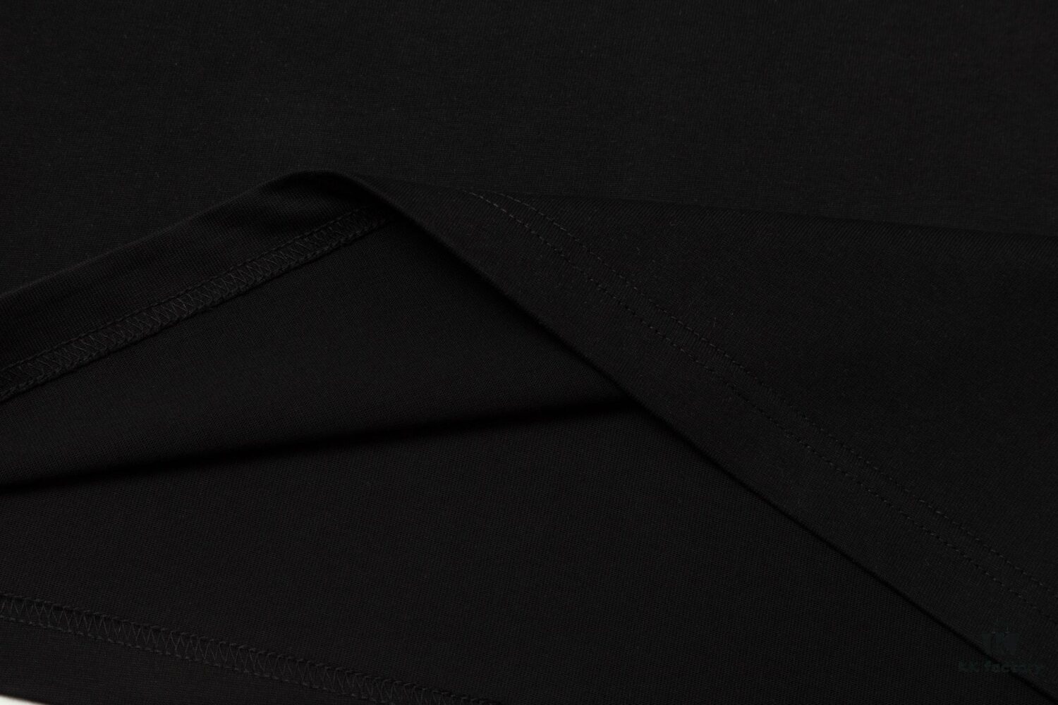 PRADA*Prada* Loose Fit Printed Logo Design Spring Summer New Round Neck Fashion Short Sleeve T-Shirt, Soft and Comfortable Unisex Wear, Versatile Casual Essential