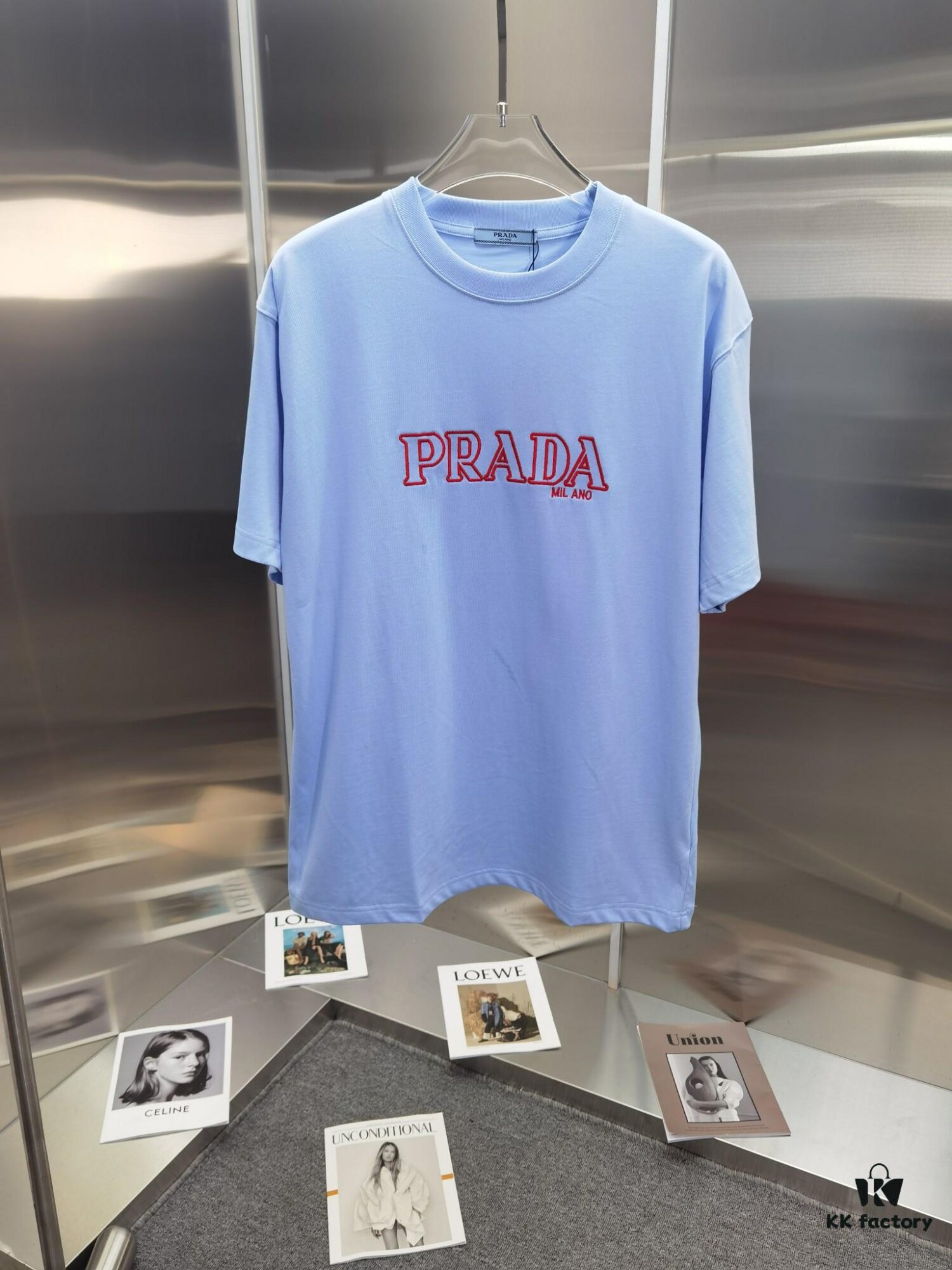 PR*DA Embroidered Short Sleeve T-Shirt (Top-tier Version, Different from Standard Stock)