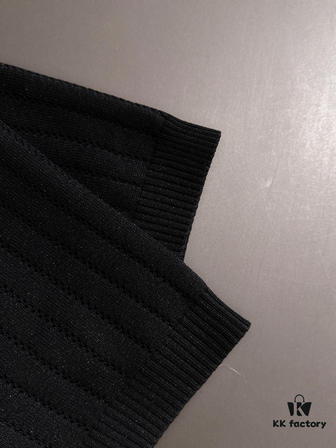 High-Quality Prada 2025 Men's New Crew Neck Short-Sleeve T-Shirt