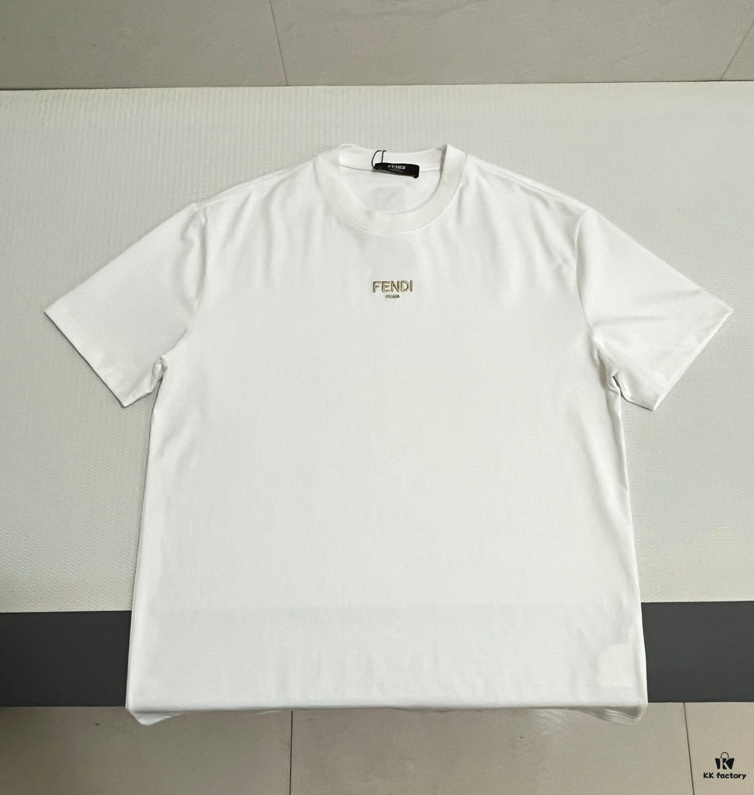 FENDI Men's Premium Cotton Short-Sleeve T-Shirt with 3D Embroidery, Spring and Summer New Arrival