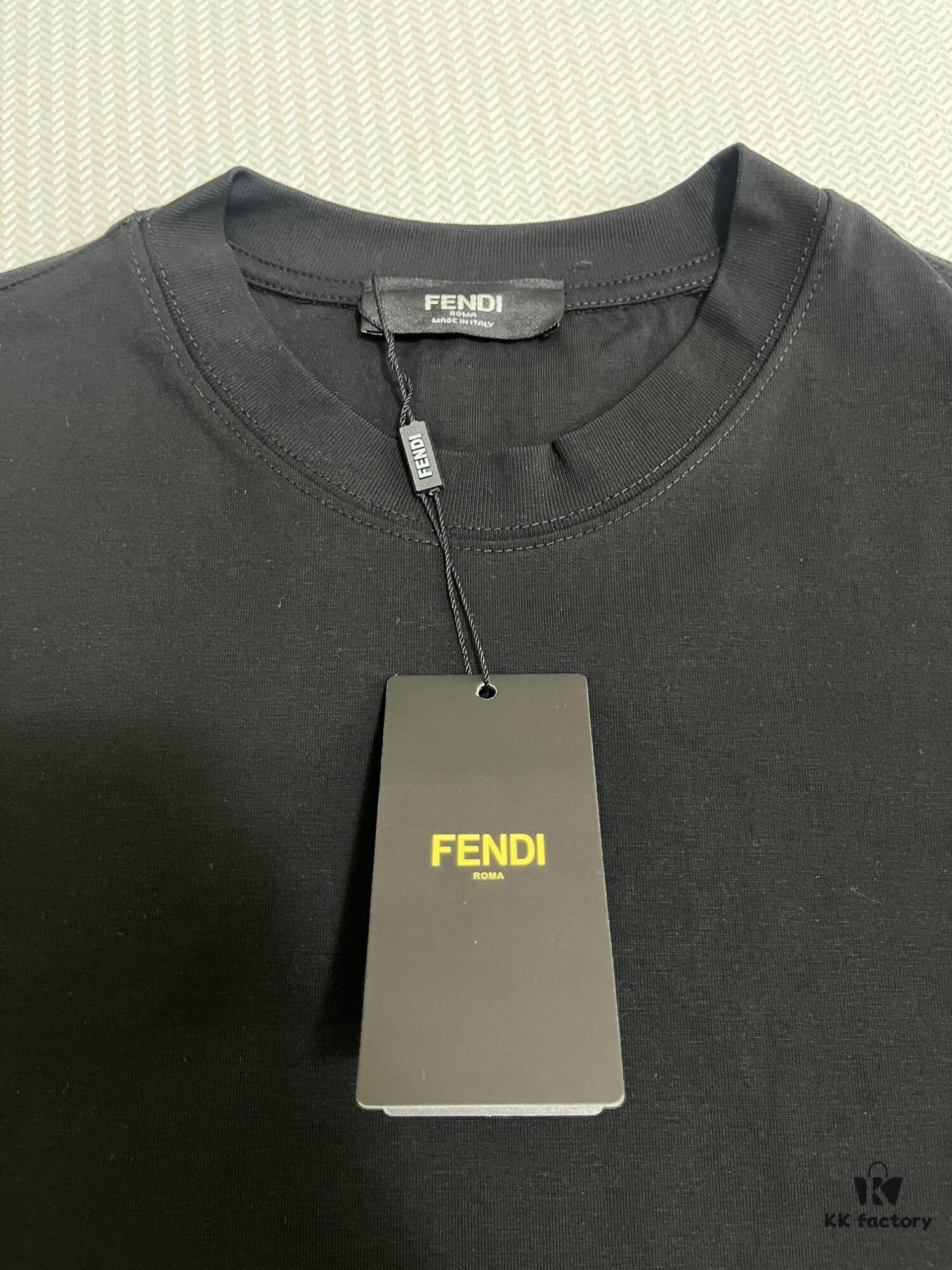 FENDI Men's Premium Cotton Short-Sleeve T-Shirt with 3D Embroidery, Spring and Summer New Arrival