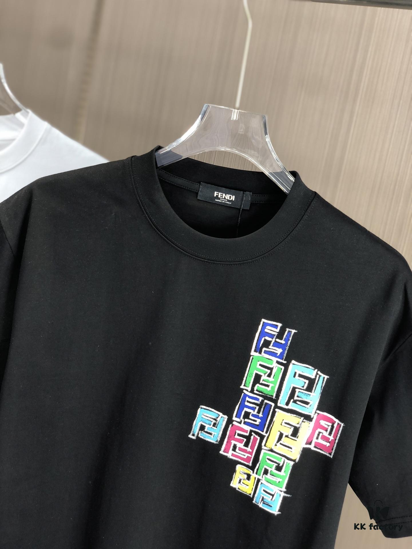 FENDI Fendi 2025 Spring/Summer New Arrival Round Neck Short Sleeve T-Shirt with Hand-Painted Front and Back Print, Made from 320g Double-Yarn Combed Cotton, Slightly Loose Fit, Soft and Substantial Fabric, Unisex Design