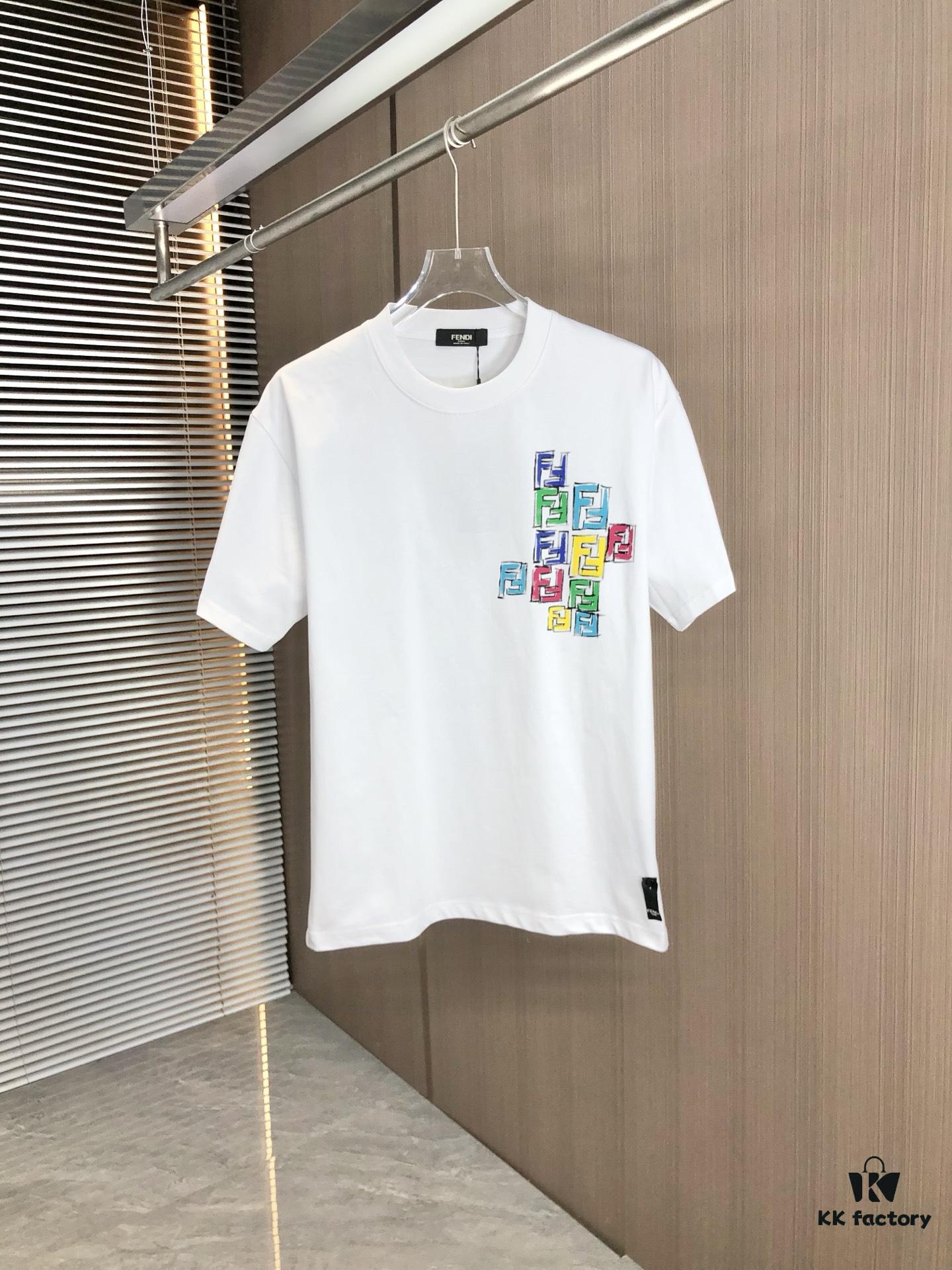 FENDI Fendi 2025 Spring/Summer New Arrival Round Neck Short Sleeve T-Shirt with Hand-Painted Front and Back Print, Made of Heavyweight 320g Double-Yarn Combed Cotton Fabric, Slightly Loose Fit, Soft and Substantial Fabric Texture, Unisex Design