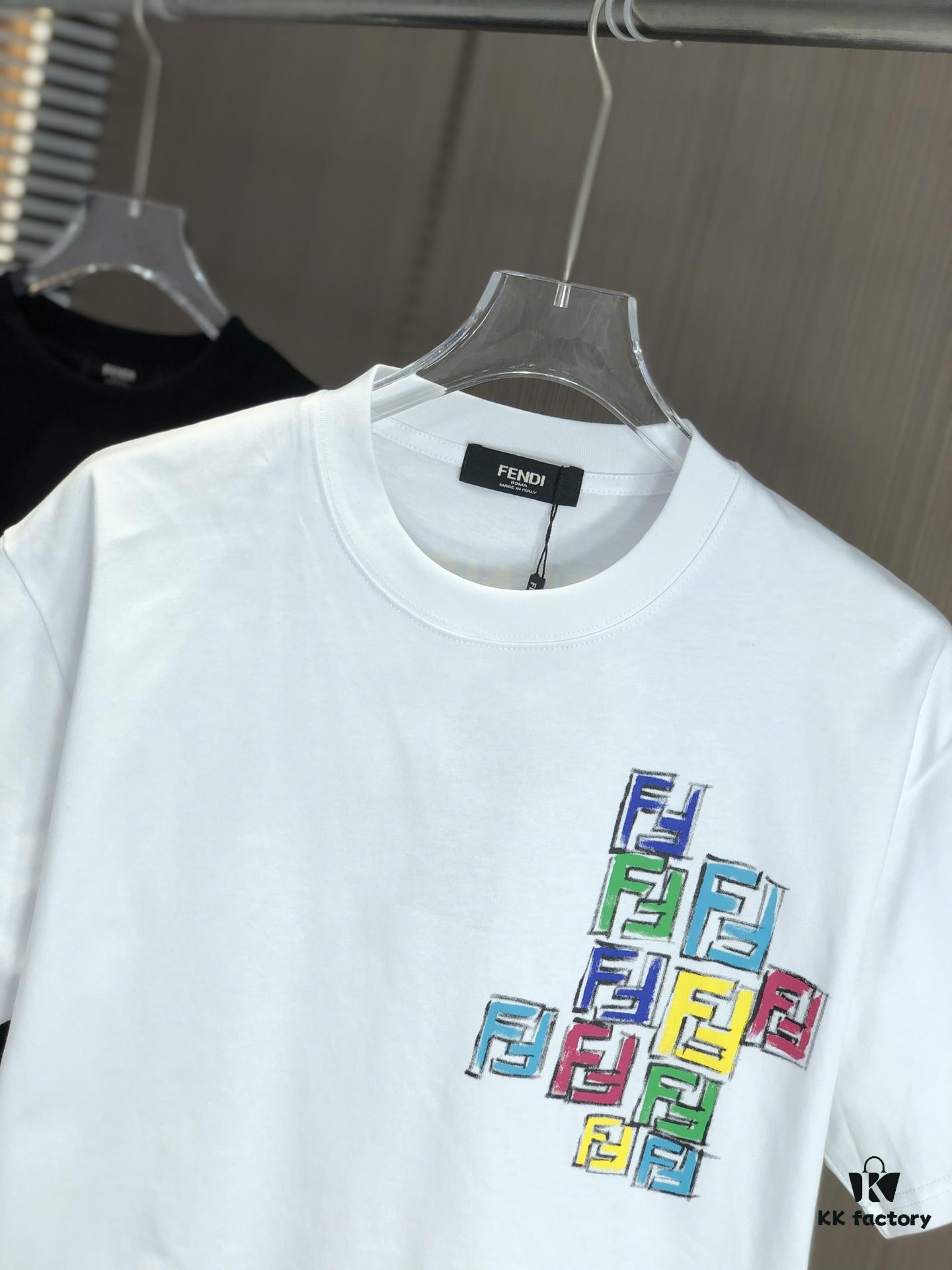FENDI Fendi 2025 Spring/Summer New Arrival Round Neck Short Sleeve T-Shirt with Hand-Painted Front and Back Print, Made of Heavyweight 320g Double-Yarn Combed Cotton Fabric, Slightly Loose Fit, Soft and Substantial Fabric Texture, Unisex Design