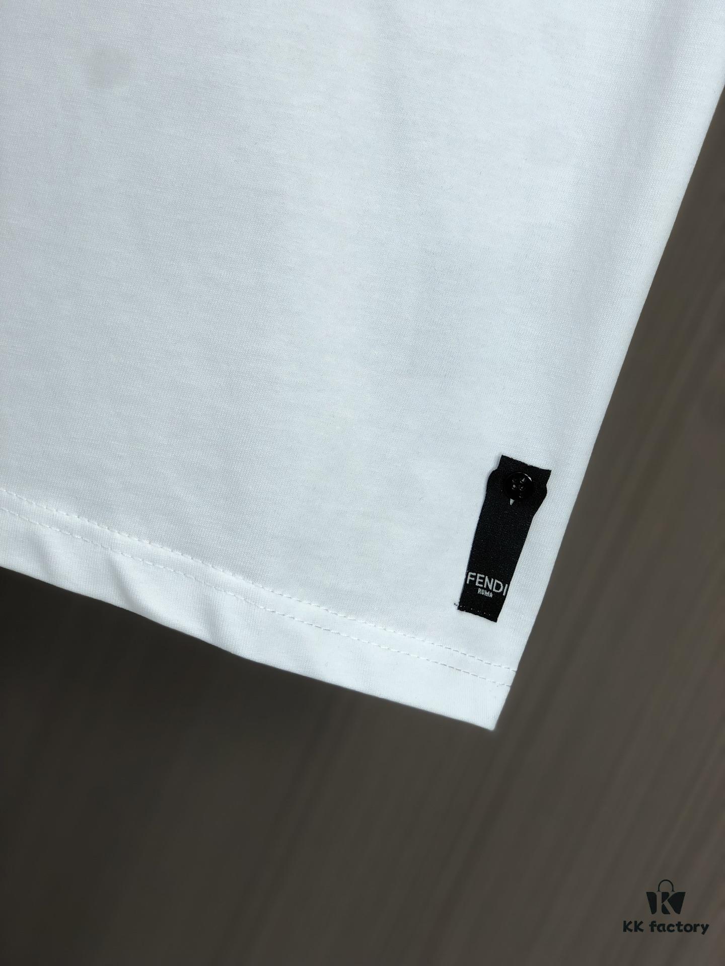 FENDI Fendi 2025 Spring/Summer New Arrival Round Neck Short Sleeve T-Shirt with Hand-Painted Front and Back Print, Made of Heavyweight 320g Double-Yarn Combed Cotton Fabric, Slightly Loose Fit, Soft and Substantial Fabric Texture, Unisex Design