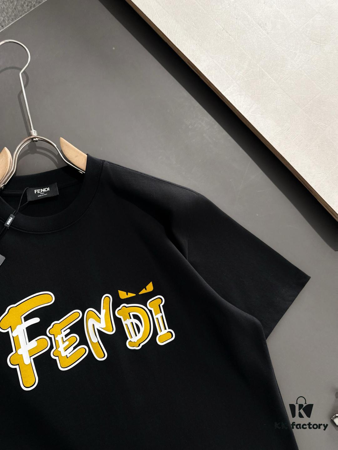 FD 2025SS Spring Summer Newest Round Neck Fashion Short Sleeve T-Shirt, Official Website Synchronized, Cabinet Pure Cotton Fabric! Skin-Friendly Comfortable, Timeless and Easy to Wear, Classic Minimalist Logo Design, Original Factory Craftsmanship Meticulous, Essential Item for Stylish Men