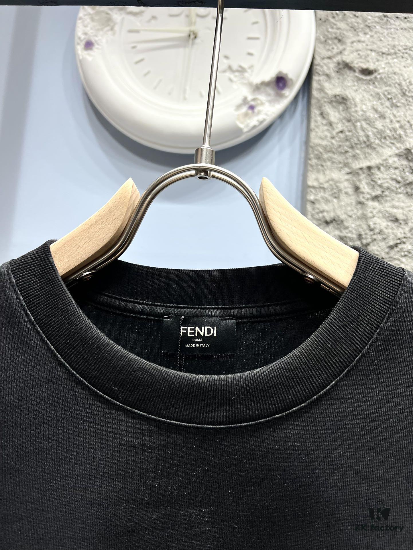FENDI Candy-colored Embroidered Short Sleeve T-Shirt