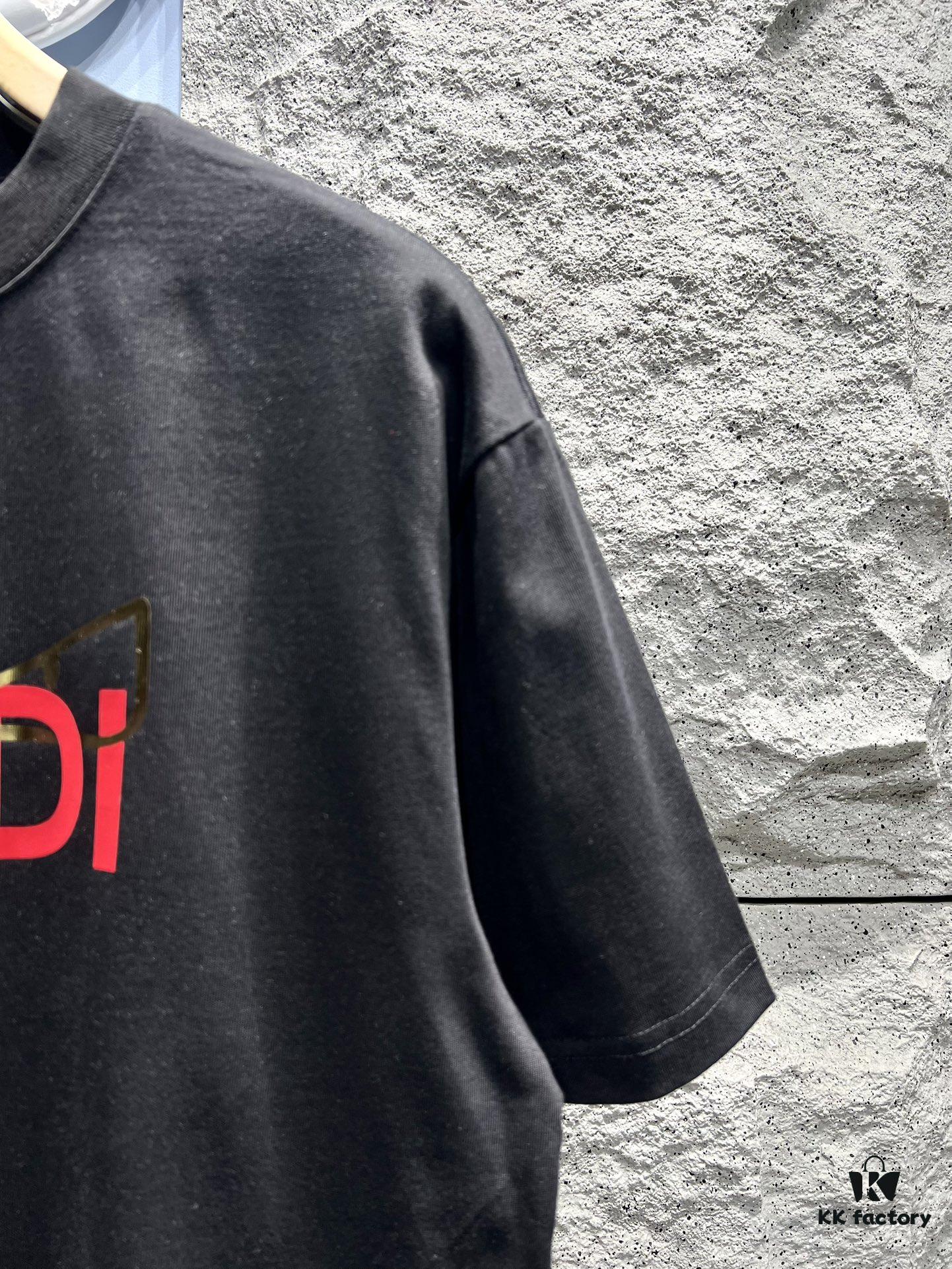 FENDI Fluorescent Logo Print Short Sleeve T-Shirt