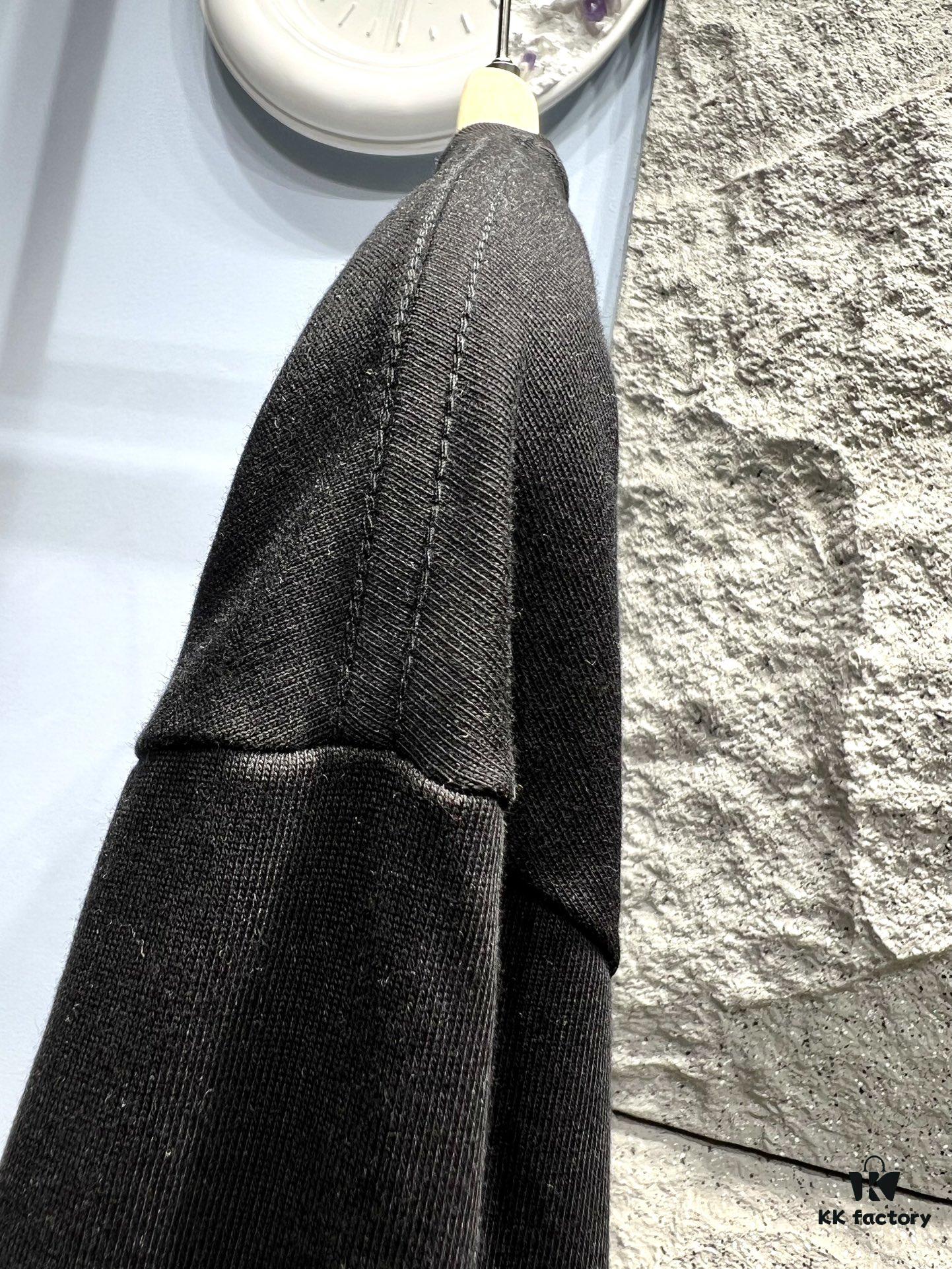 FENDI Fluorescent Logo Print Short Sleeve T-Shirt