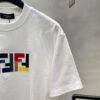 FENDI 25SS New Arrival Round Neck T-Shirt! Must-Have for Trendsetters! Custom Colorful Embroidered Logo on Chest. Classic Colors, Stylish and Fashionable. Youthful and Energetic Overall Look! Made from 280g High-Quality Cotton, Exceptionally Comfortable to Wear and Touch, with Delicate and Premium Texture.