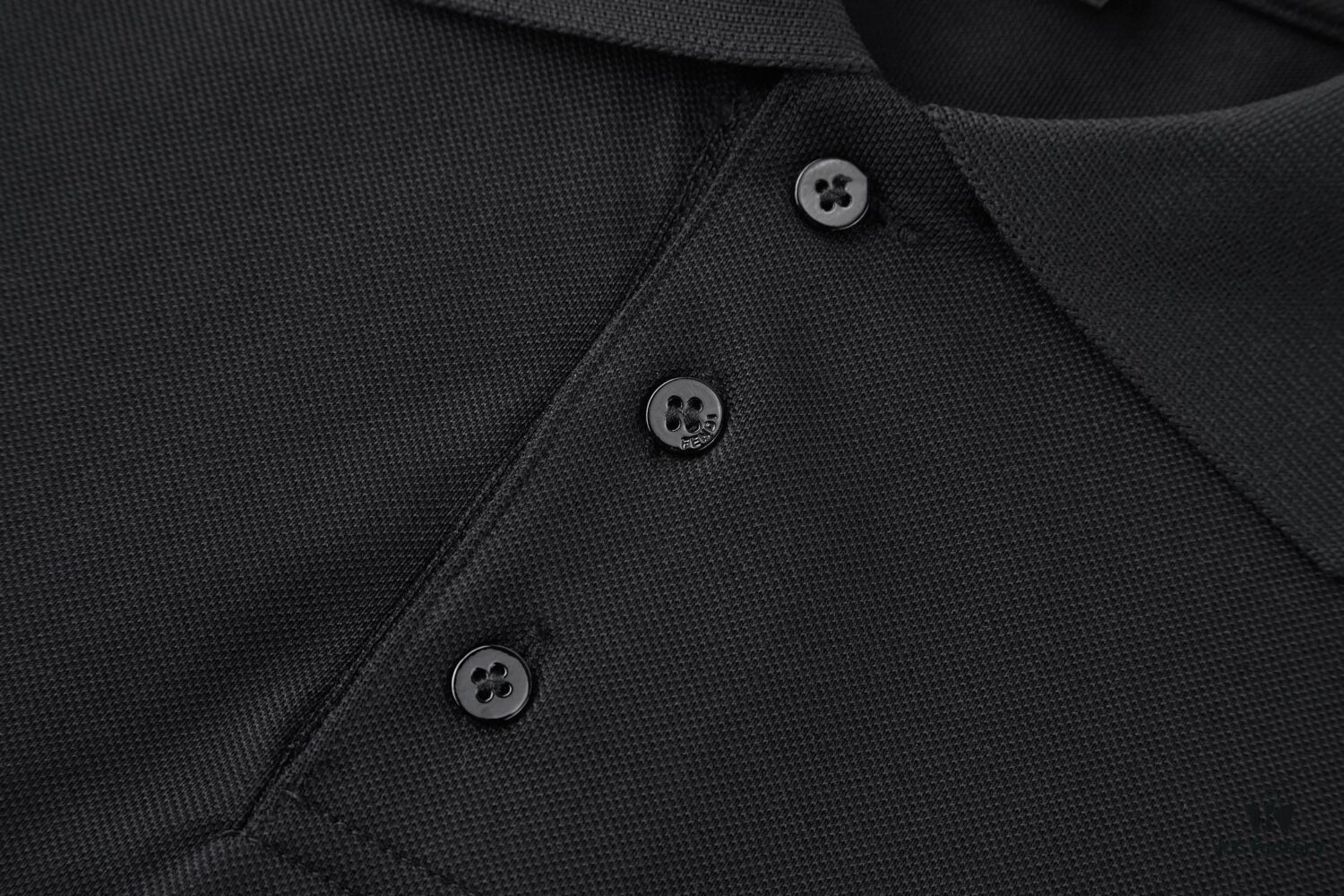 FENDI FF Logo Embossed Knit Polo Shirt