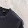 FENDI 25SS Spring Collection Classic New Arrival T-Shirt! Made from 260g high-weight pure cotton fabric for exceptional comfort. Featuring a minimalist design with a modern, stylish edge. Slightly oversized fit offers a relaxed, versatile silhouette perfect for various occasions. Ideal for shopping, gatherings, or casual wear, this T-shirt adds a touch of fashion and personality to your look.