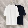 FENDI 25SS Spring Collection Classic New Arrival T-Shirt! Made from 260g high-weight pure cotton fabric for exceptional comfort. Featuring a minimalist design with a modern, stylish edge. Slightly oversized fit offers a relaxed, versatile silhouette perfect for various occasions. Ideal for shopping, gatherings, or casual wear, this T-shirt adds a touch of fashion and personality to your look.