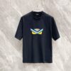 FENDI 25SS New Arrival Round Neck T-Shirt! A Must-Have for Fashion Enthusiasts! Custom 3D Rubber Logo on Chest, Classic Colorways with Stylish Appeal, Youthful and Energetic Design. Crafted from 280g High-Quality Cotton for Exceptional Comfort and Soft, Textured Handfeel.