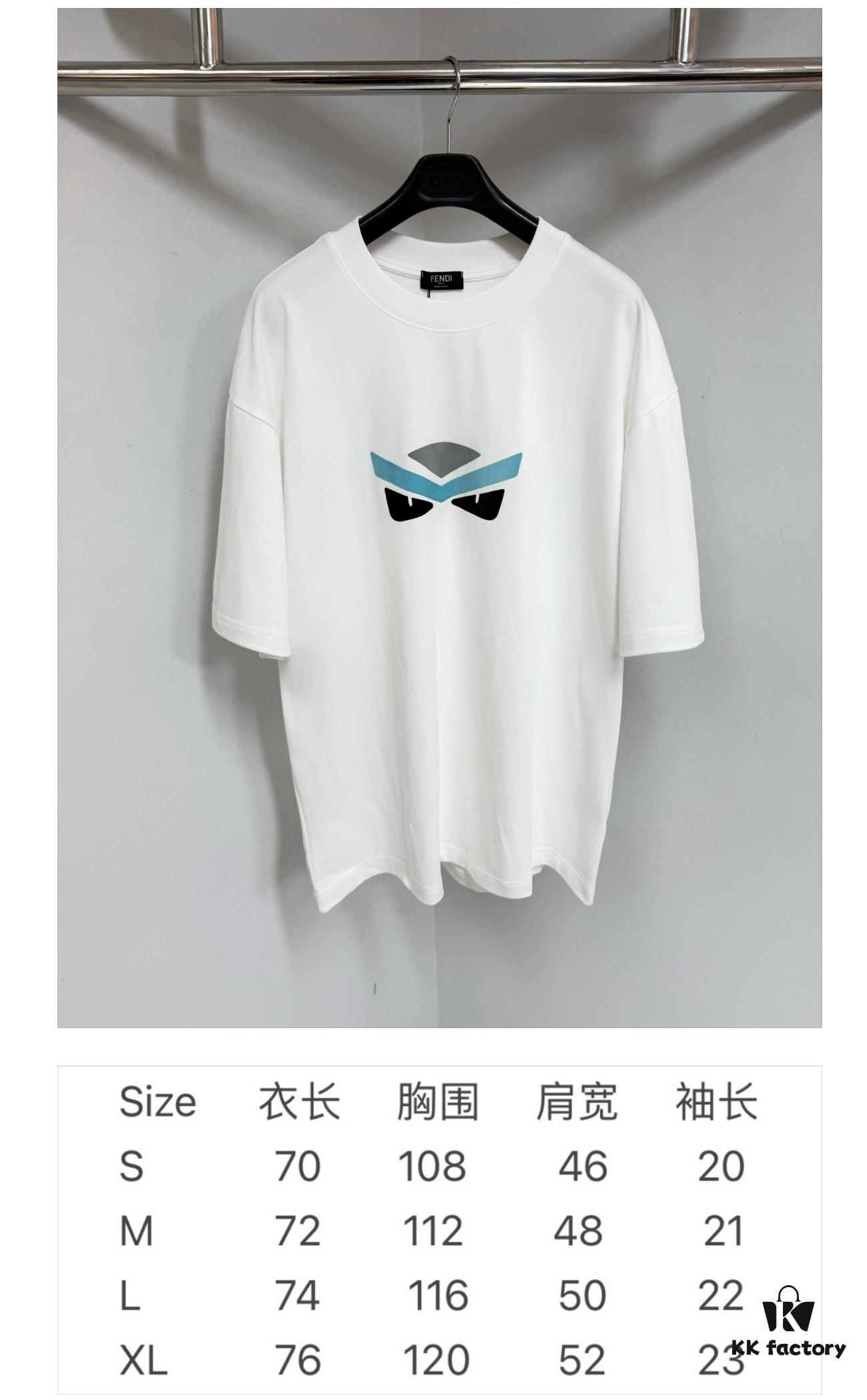 FENDI Round-Neck Short-Sleeve T-Shirt with Eye Print, Made of Pure Cotton Fabric Featuring Golden Snake-Eye Design on Front, Embellished with Logo Letter Printing, Mother-of-Pearl Buttons, Constructed with 50S Two-Ply 260g Fabric, Exquisite Detailing Between Prints Without Fraying or Overspilling