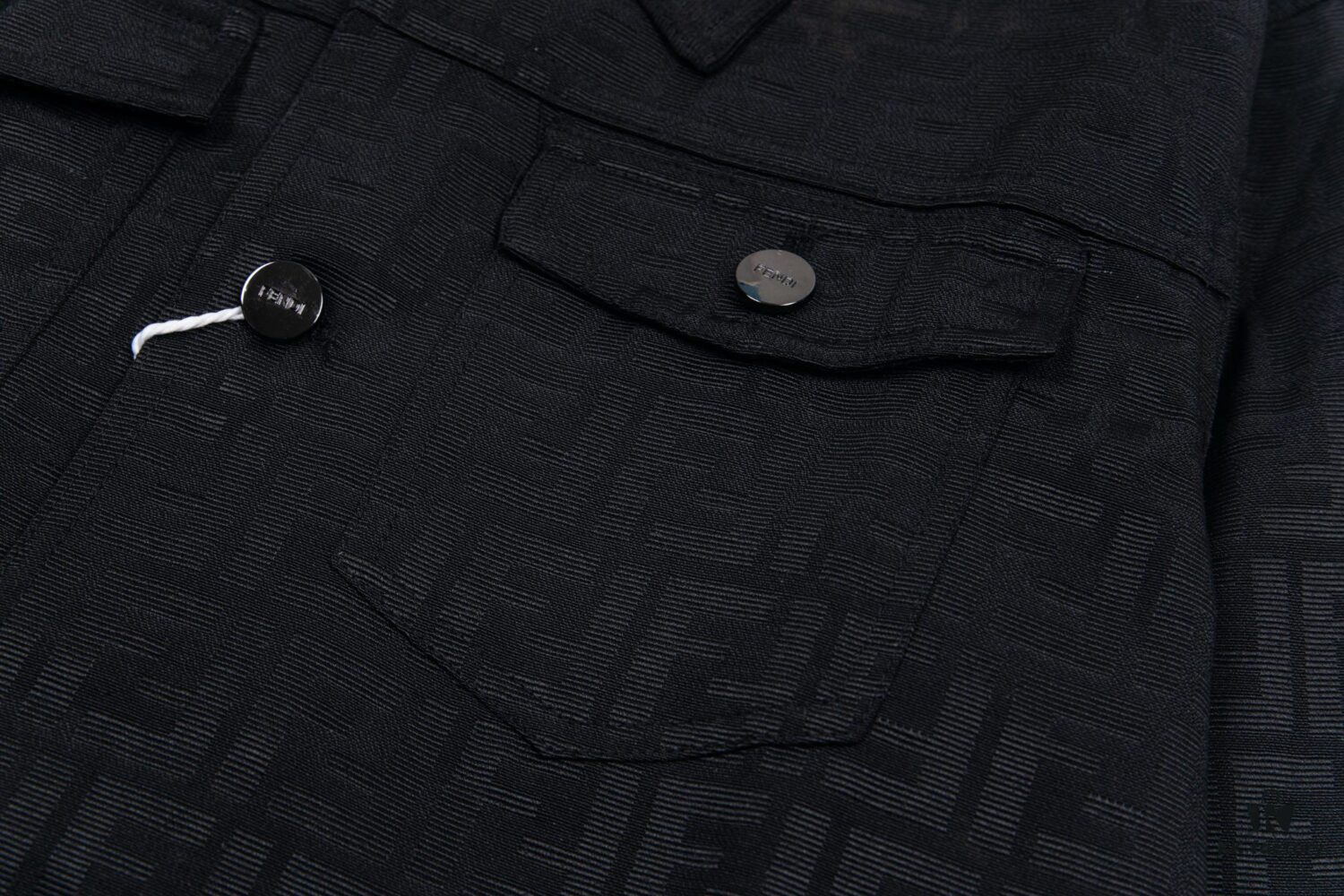 FENDI FEND Heavyweight Denim Jacket Coat Shirt Style Custom Woven Fabric with FF Jacquard Towel-Letter Embellishment High Aesthetic and Exquisite Craftsmanship