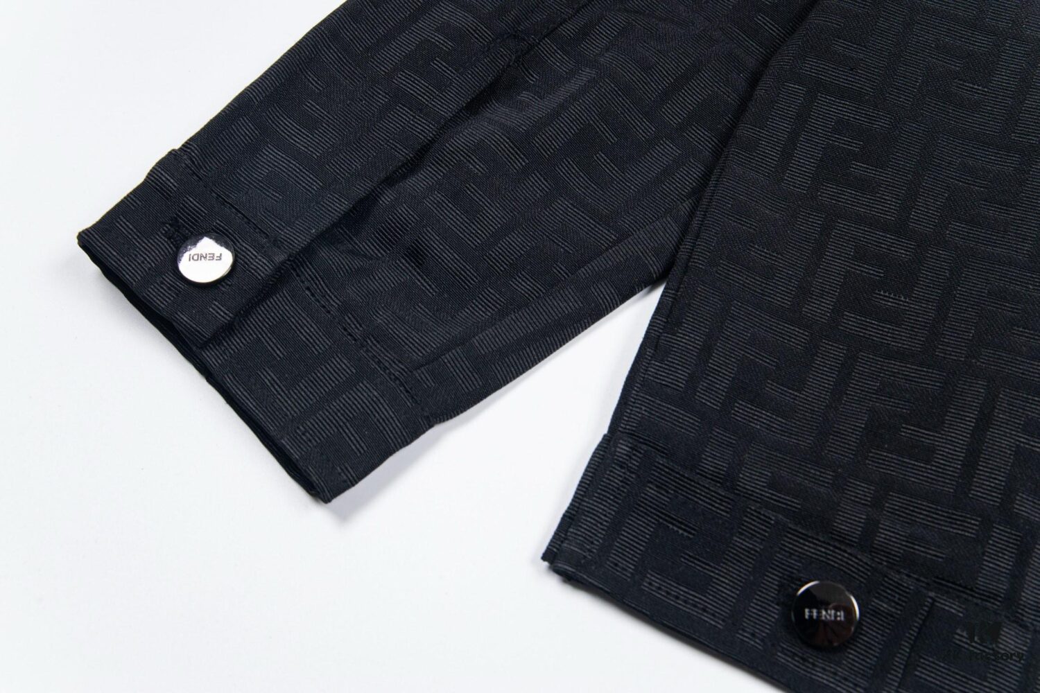 FENDI FEND Heavyweight Denim Jacket Coat Shirt Style Custom Woven Fabric with FF Jacquard Towel-Letter Embellishment High Aesthetic and Exquisite Craftsmanship