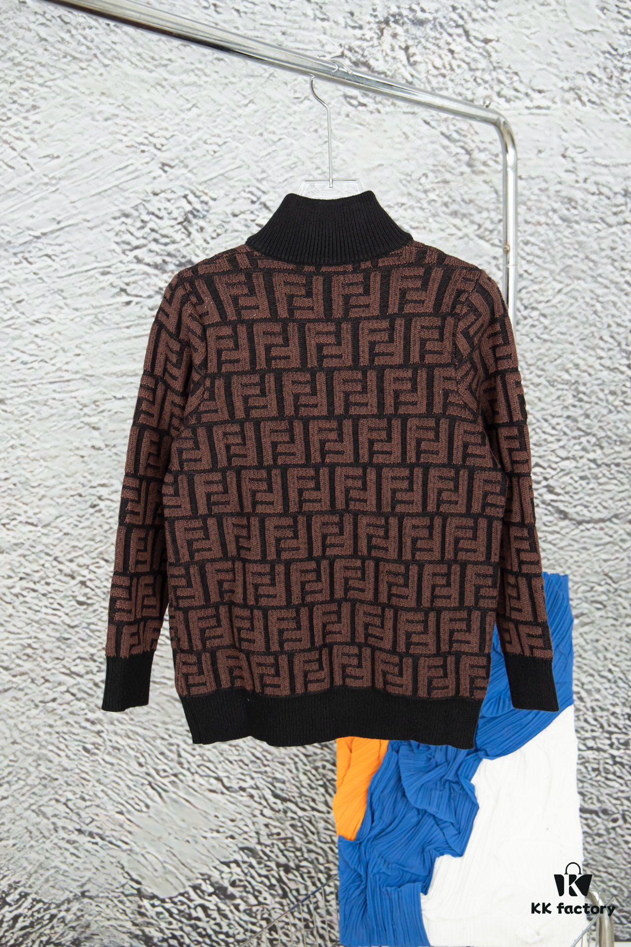 2023 New Arrival Fendi Knit Zip-Up Jacket, Exclusive Design, Distinctive Jacquard Texture with Clear Dimensional Contrast, Exceptionally Stylish, Pairs Effortlessly with Any Outfit