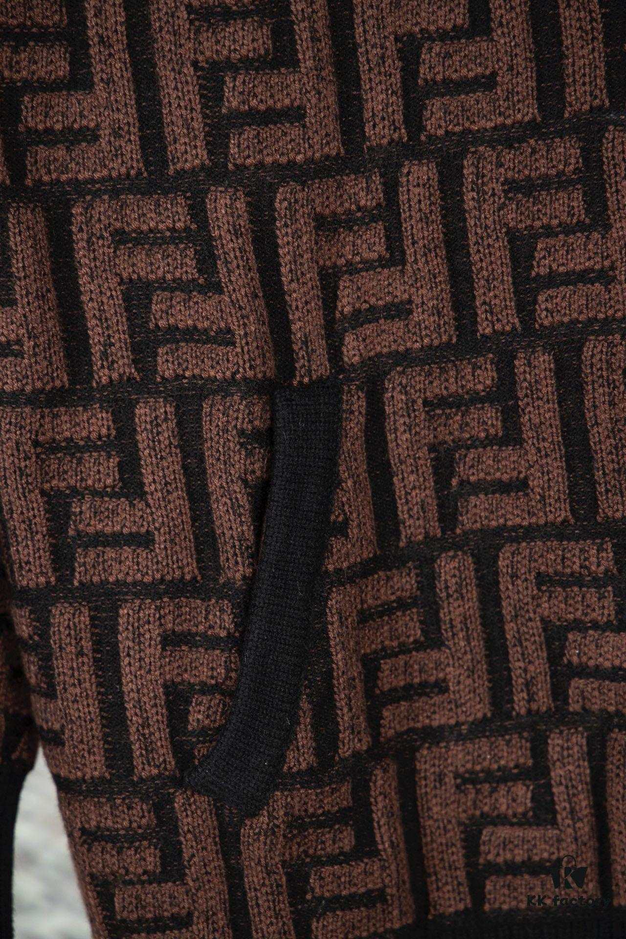 2023 New Arrival Fendi Knit Zip-Up Jacket, Exclusive Design, Distinctive Jacquard Texture with Clear Dimensional Contrast, Exceptionally Stylish, Pairs Effortlessly with Any Outfit