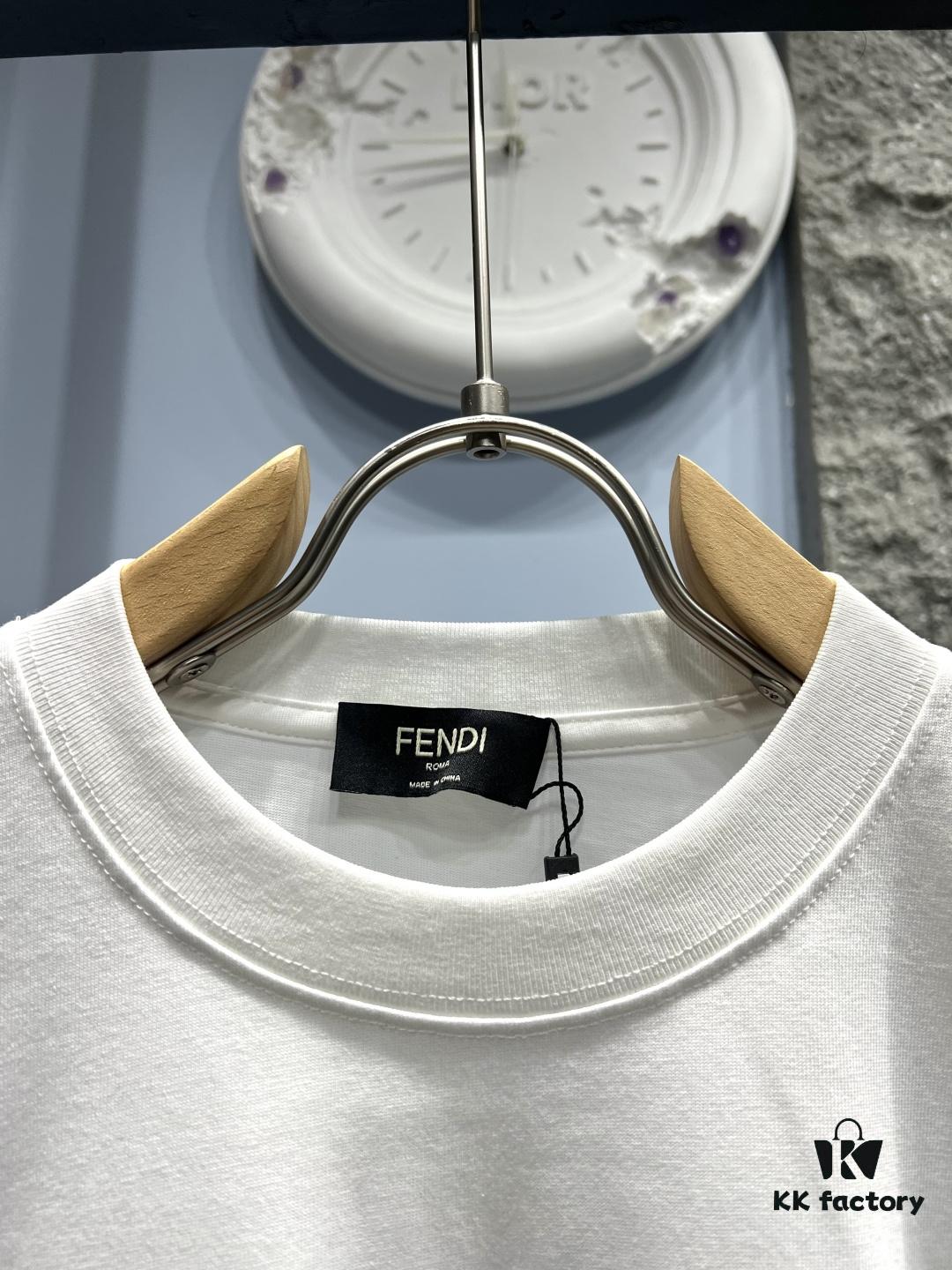 FENDI Rainbow Print Logo Short Sleeve T-Shirt