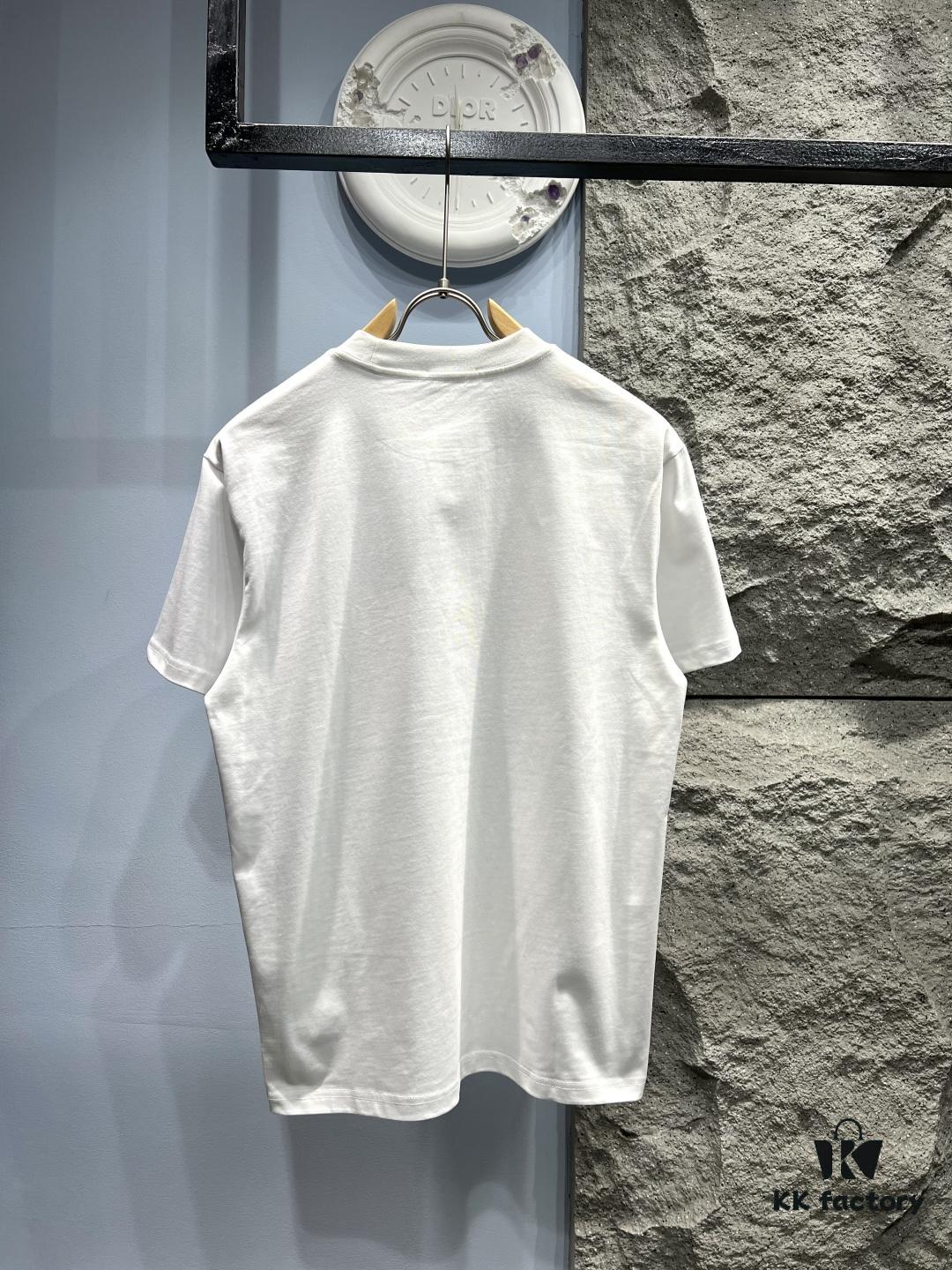 FENDI Rainbow Print Logo Short Sleeve T-Shirt