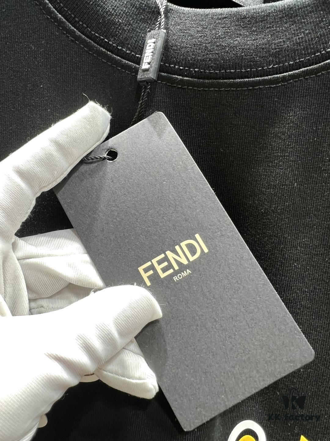 FENDI Rainbow Print Logo Short Sleeve T-Shirt