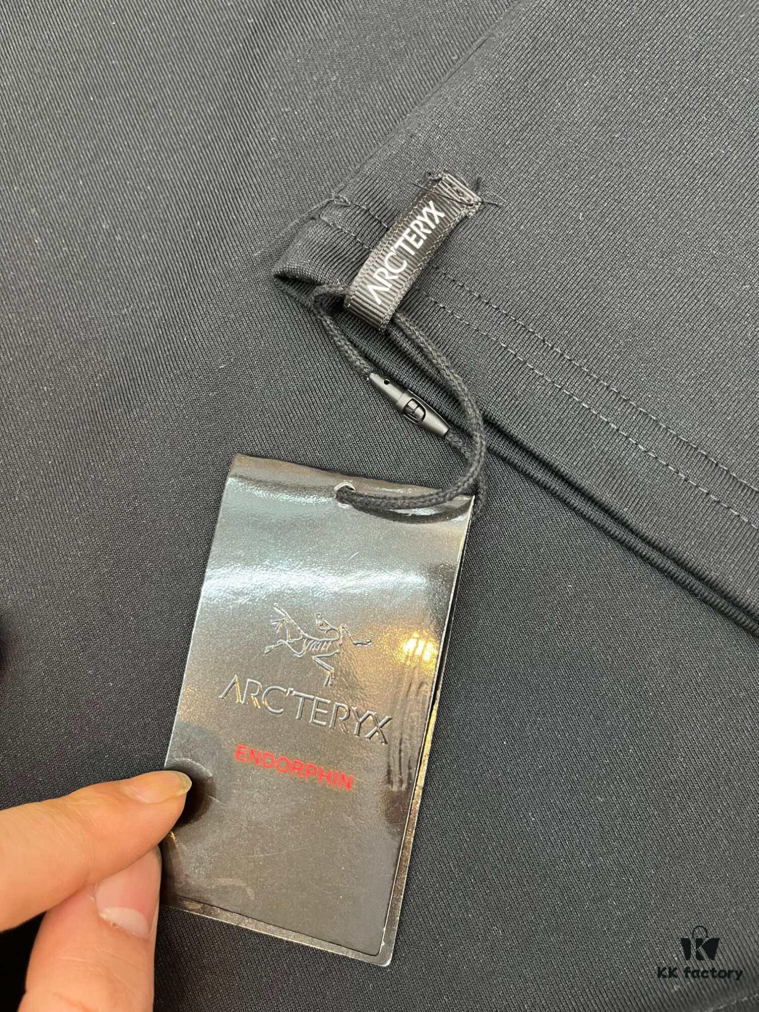 Ayc Teryx Arc'teryx 2025 FW Junior Bird Logo Premium Print Short Sleeve Tee, 280g Double Cotton Fabric, Soft and Comfortable Wear, Custom Ribbed Collar Dyed in Same Dye Bath, Full Three Labels, Unisex Design, High Version for Comparison