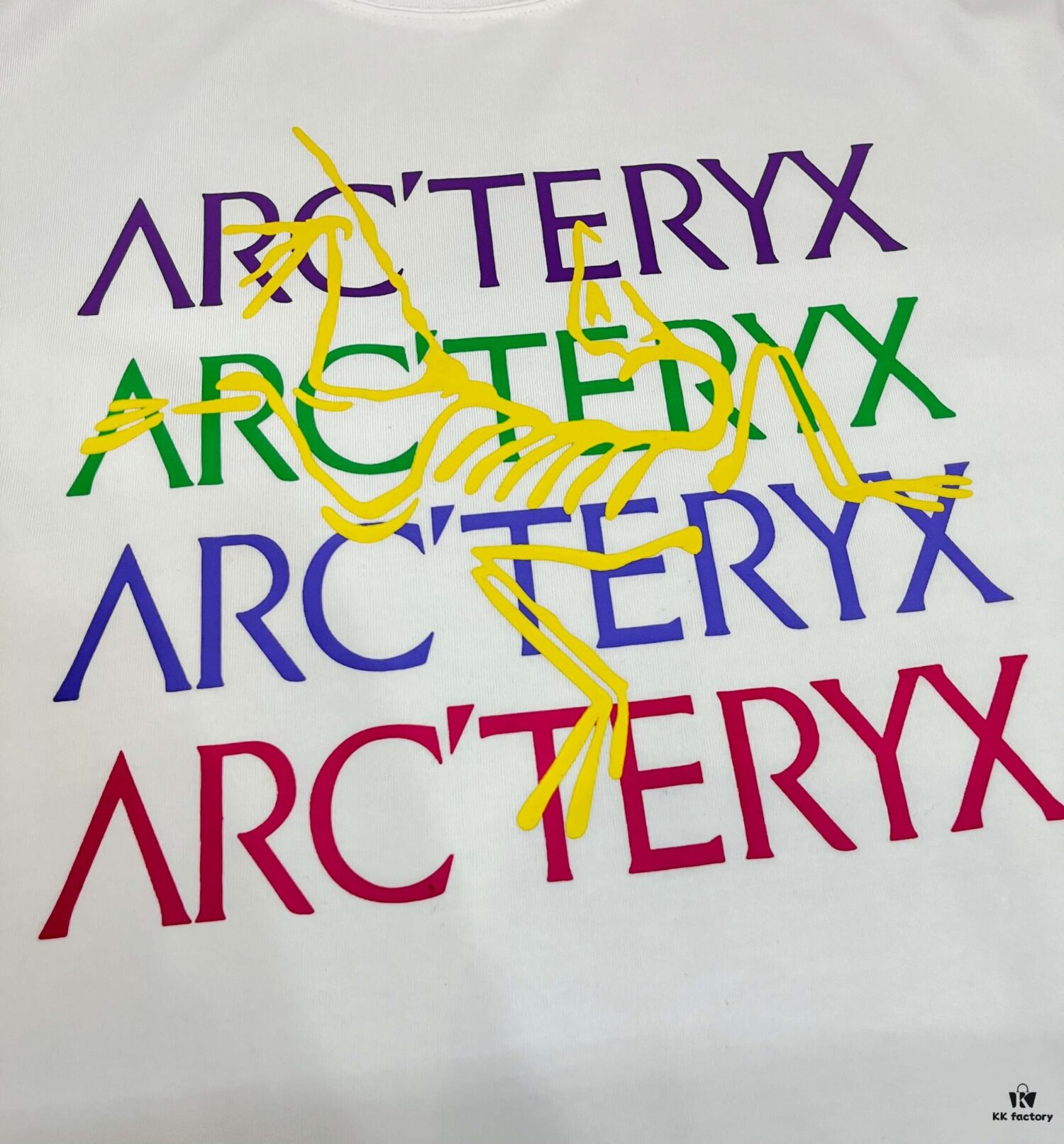 Ayc Teryx Arc'teryx 2025 FW Junior Bird Logo High-End Colorful Print Short Sleeve T-Shirt, 280g Pure Cotton Double-Yarn Fabric, Soft and Comfortable Fit, Custom Rib Knit Collar Dyed in Same Dye Batch, Complete Three Labels, Unisex Design, Premium Version for Comparison