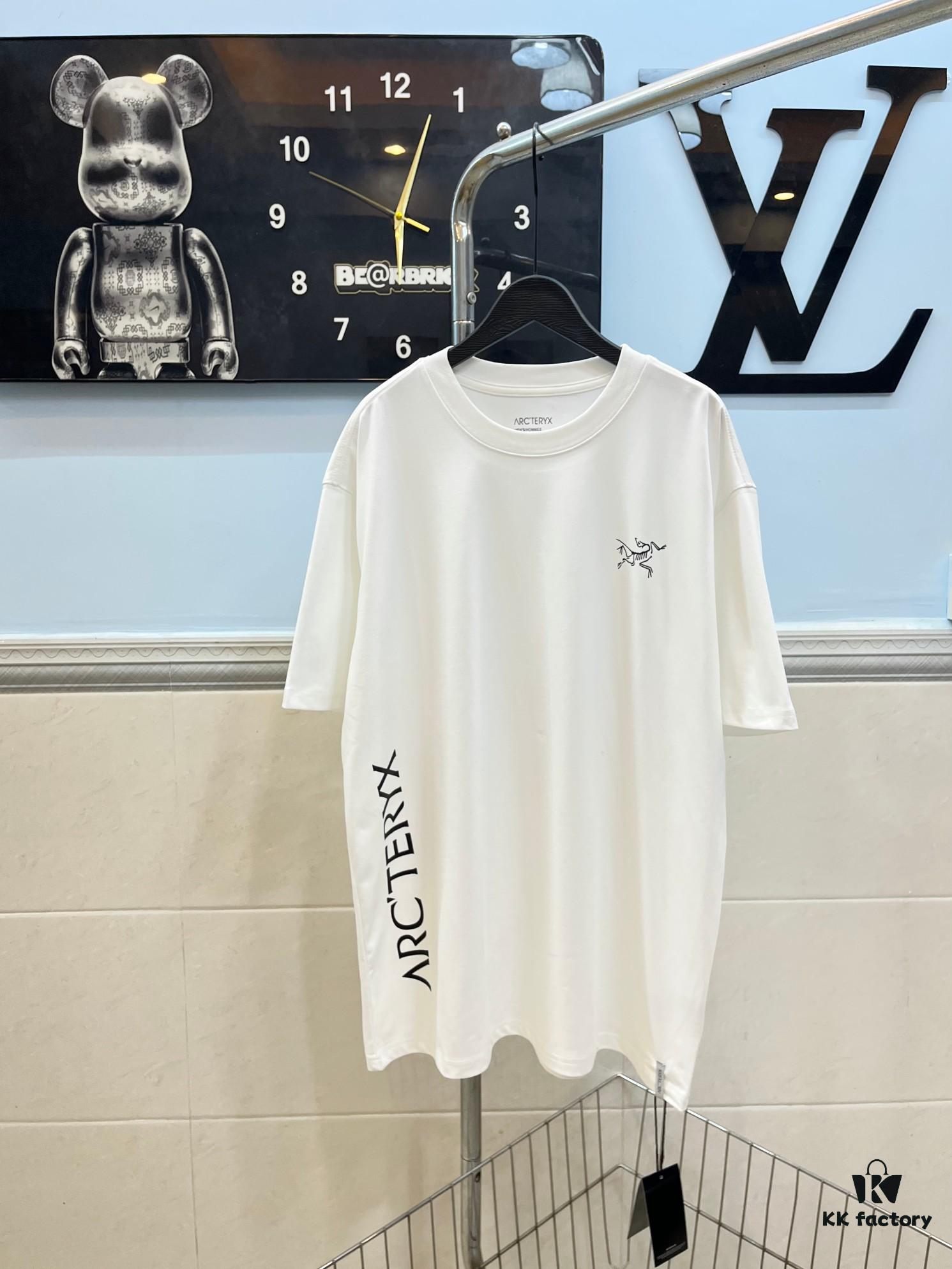 Ayc Teryx Arc'teryx 2025FW Bird Logo Premium Print Short Sleeve T-Shirt, 280g Pure Cotton Double-Yarn Fabric, Soft and Comfortable Wear, Custom Rib Knit Collar with Same-Dye Process, Full Trims, Unisex Design, High Version Comparable