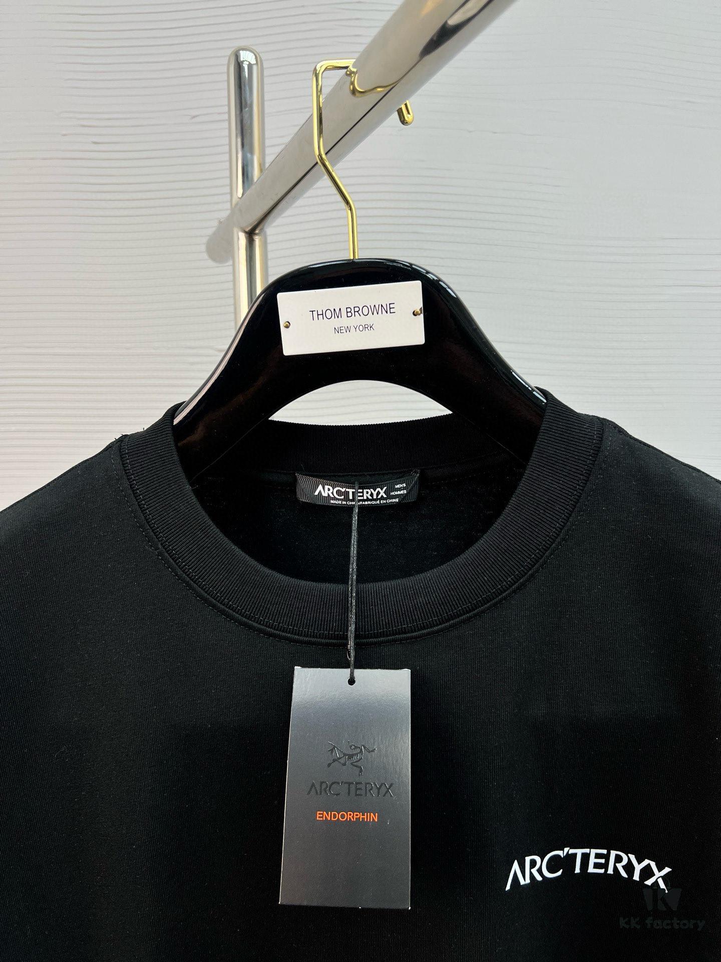 Arc'teryx High-Quality SS25 Screen-Printed T-Shirt, Premium Craftsmanship, Classic Colorway, Fresh and Energetic Youth Style, New Season Bear Series, 280g Pure Cotton Fabric, Soft and Comfortable, Perfect for Spring and Summer with Jeans, Chinos or Shorts