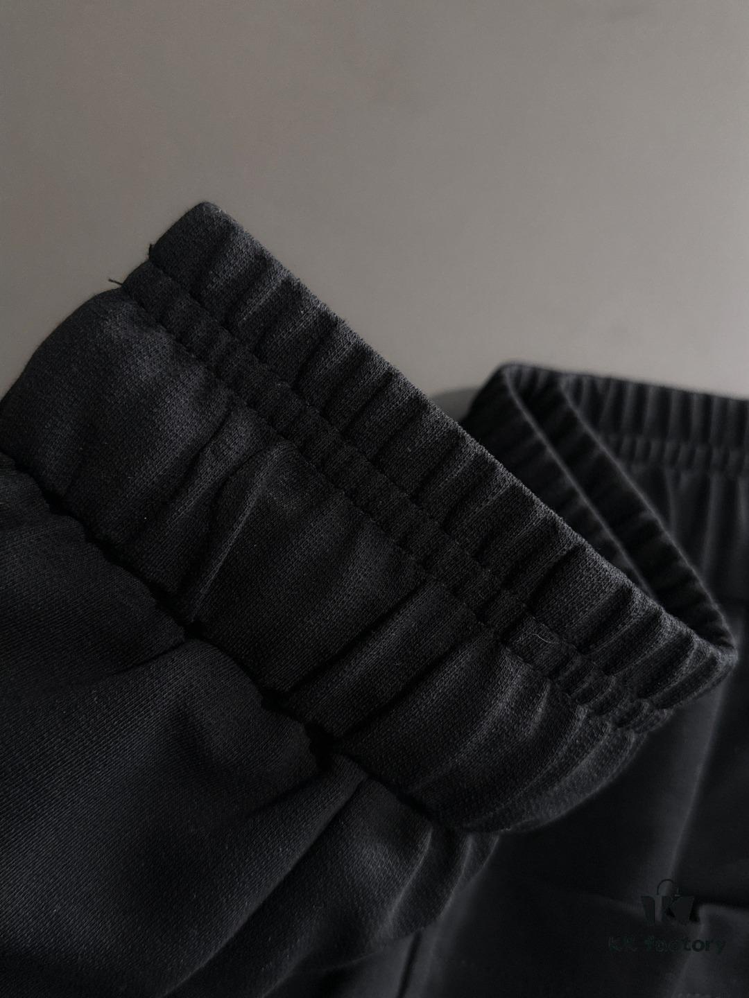 Arc'teryx 2025 Spring/Summer New Casual Drawstring Pants, Lightweight Custom Fabric from Cabinet, Highly Breathable and Comfortable, Exquisite Details, Brand-Oriented Design Concept Reflecting High Quality, Soft and Smooth Touch with Excellent Fit