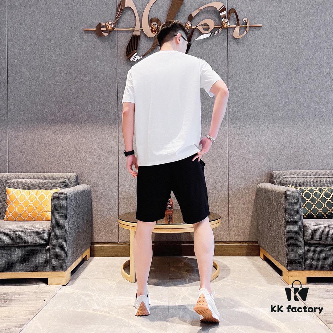 ARCTERYX Men's Short Sleeve T-Shirt and Shorts Set 2025 New Arrival! Official Website Synchronized Release! High-End Version! Exquisitely Soft and Comfortable Fabric! Ergonomic Tailoring for Superior Fit!