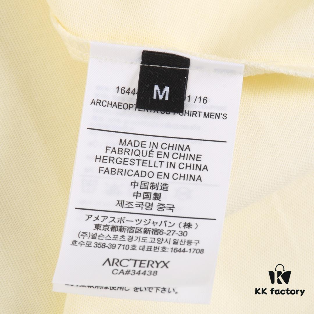 New Arrival ARC'TERYX Arcteryx Short Sleeve T-Shirt, Front and Back Chest Logo with Crow Bird Dual Design, Trendy and Stylish, 32-Single High-Grammage Cotton Washed Fabric, Shoulder Zipper Chain Base Prevents Shrinking and Deformation, Classic Unisex Fit