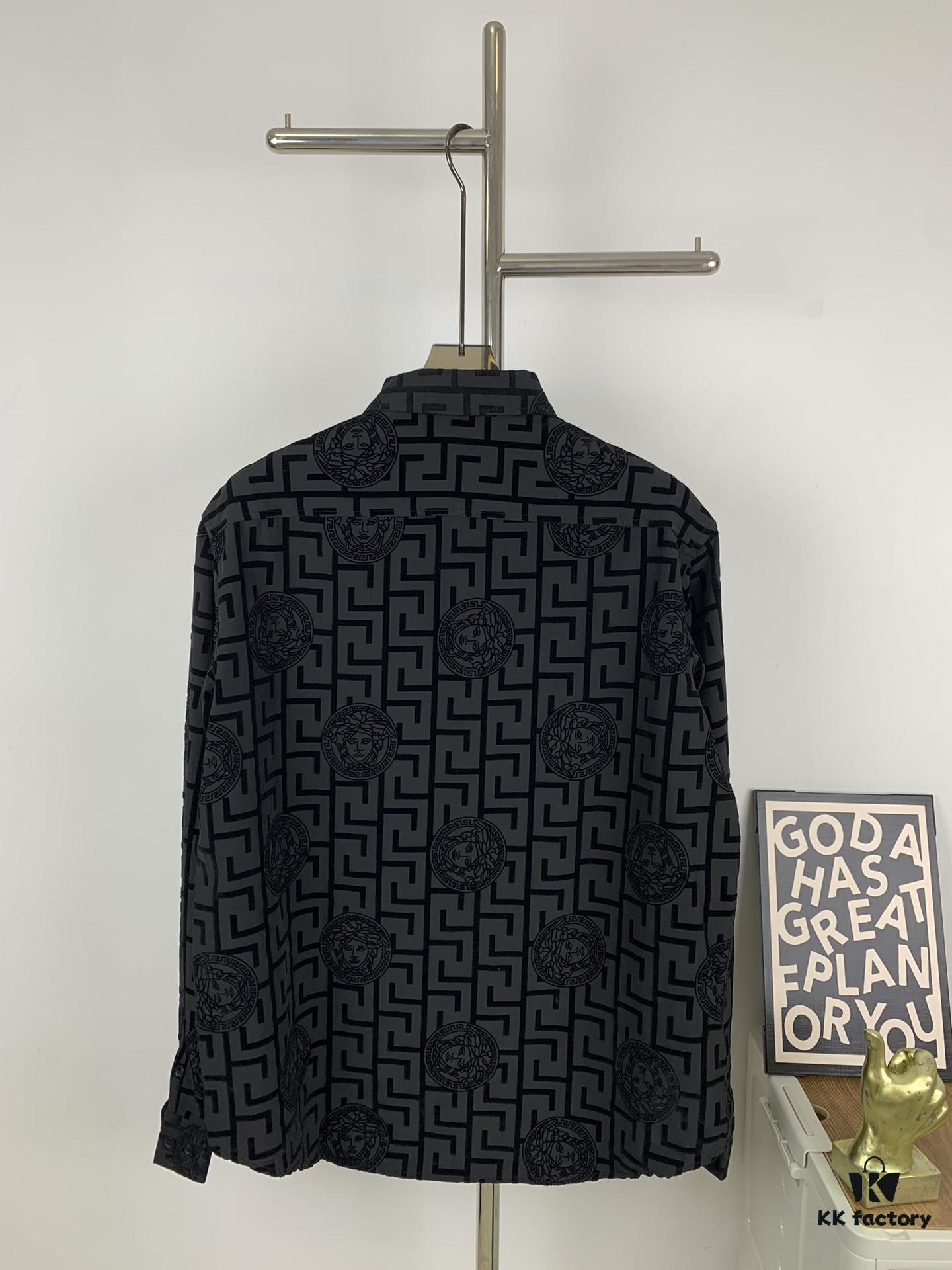 New Versace VERSACE 2024 SS Unisex Flocked Shirt with Logo Buckle, Cotton Satin Fabric with Subtle Stretch