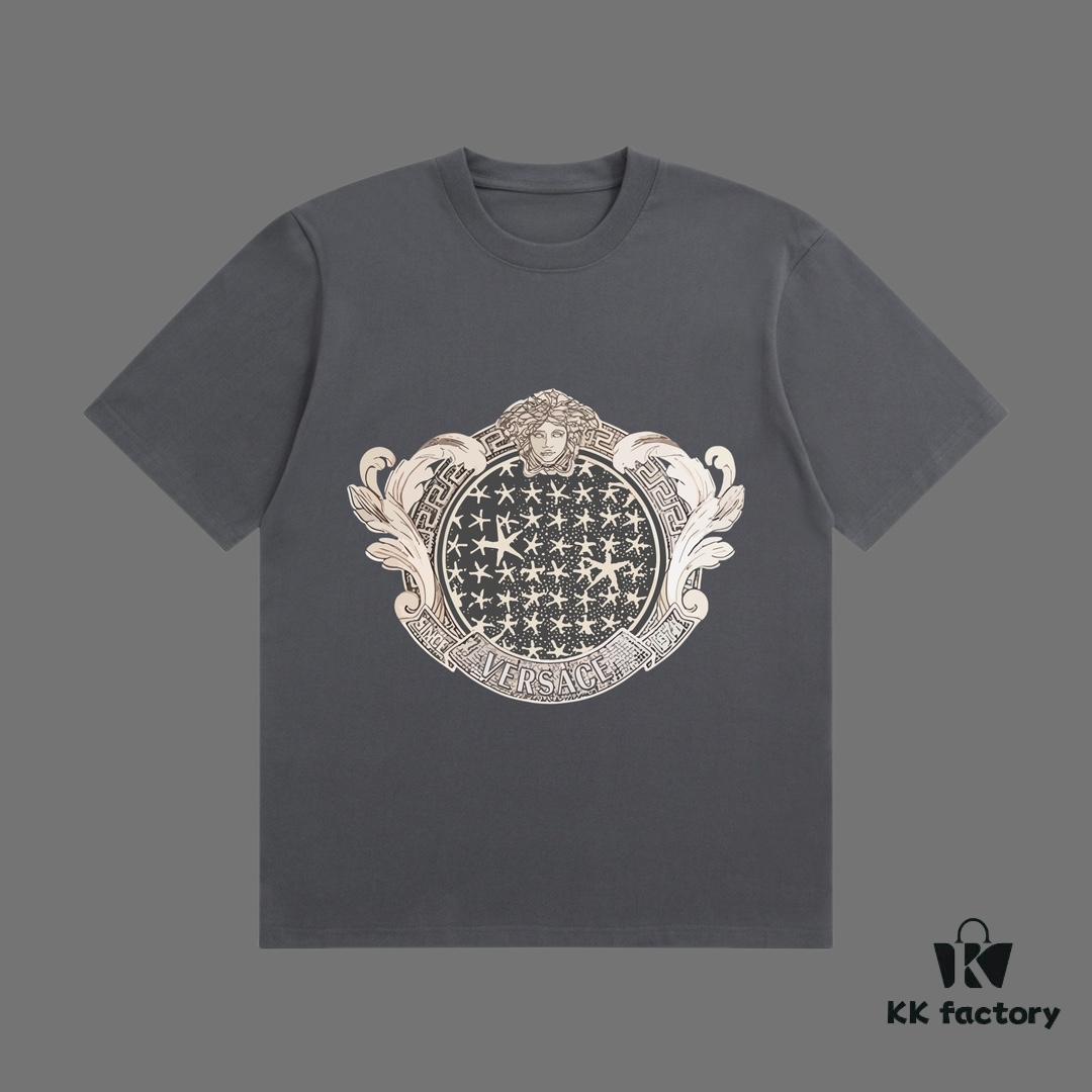 High-End Quality VERSACE 2025 Fall Spring Collection Medusa Logo Short Sleeve T-Shirt, Premium 270G 32-Count Double-Yarn Cotton Fabric, Distinct from Regular Prints, Relaxed Fit Unisex Design