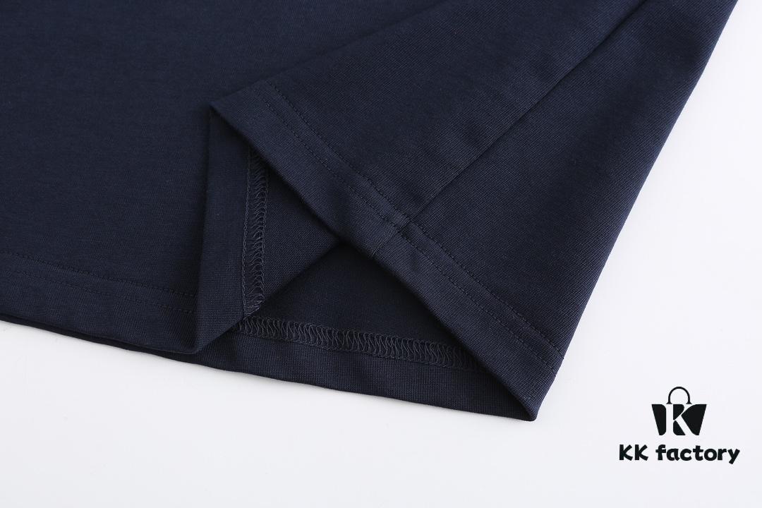 VERSACE 2025 Fall Spring/Summer Collection Medusa Logo Short Sleeve T-Shirt Premium Quality, Custom Woven 270G 32-Count Double-Yarn Pure Cotton Fabric, Relaxed Fit Unisex Design