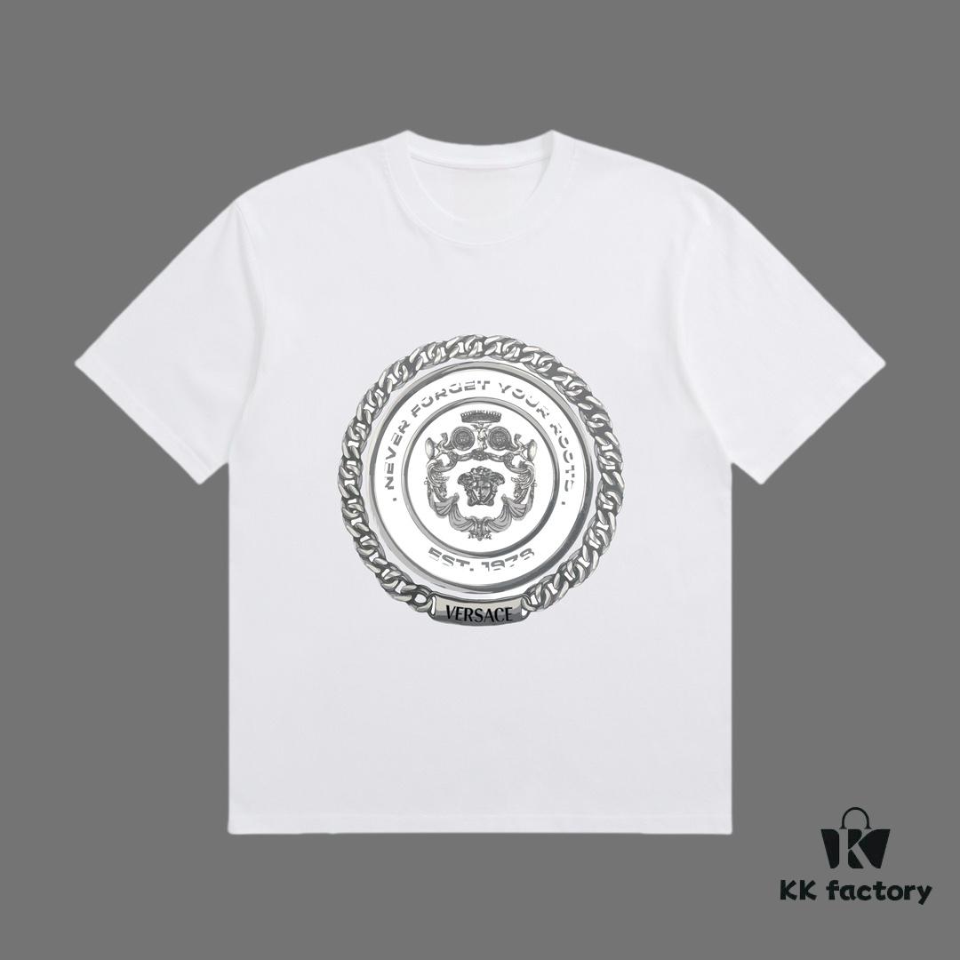 VERSACE 2025 Fall Spring/Summer Collection Metal Medusa Logo Short Sleeve T-Shirt, Premium 270G 32-Count Double-Yarn Pure Cotton Fabric, Relaxed Unisex Fit