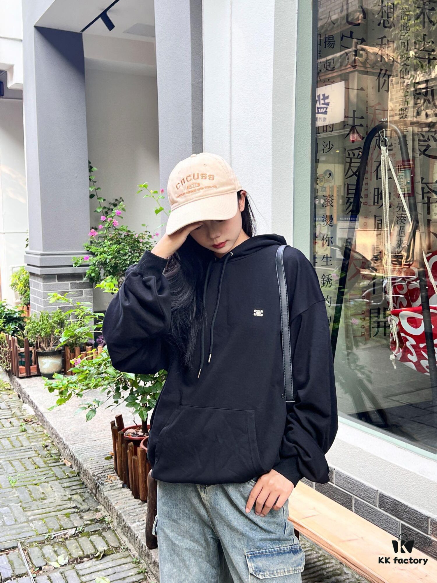 CELINE Triumph Arch Knit Hoodie - Classic Letter Design, Heavyweight 400g Fabric, Imported Matte Black Print