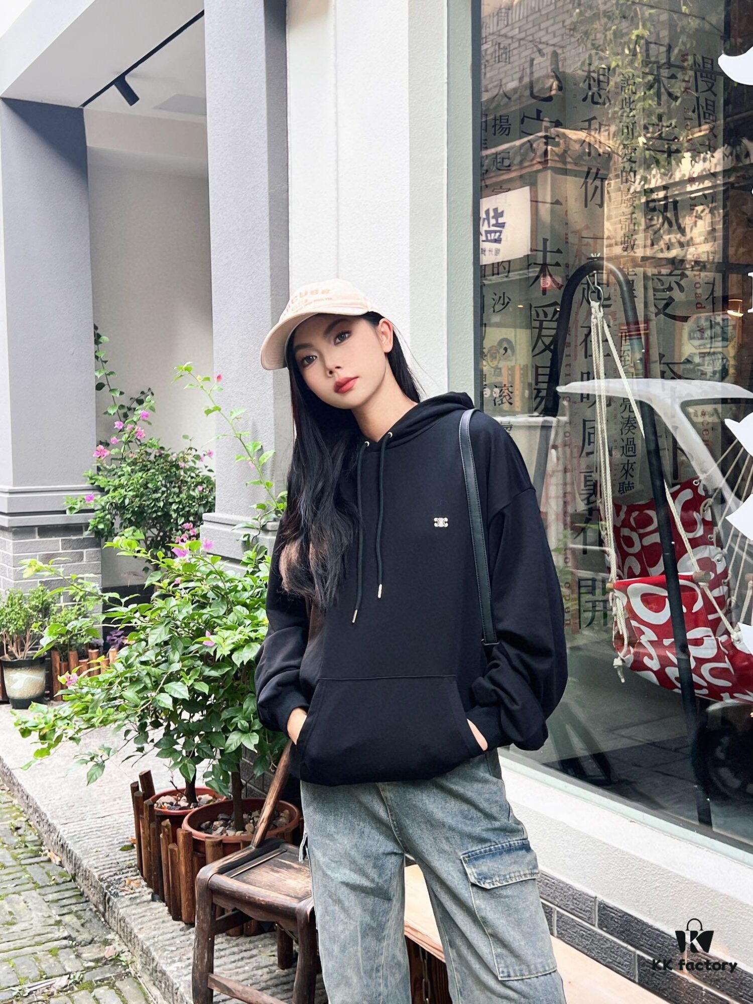 CELINE Triumph Arch Knit Hoodie - Classic Letter Design, Heavyweight 400g Fabric, Imported Matte Black Print