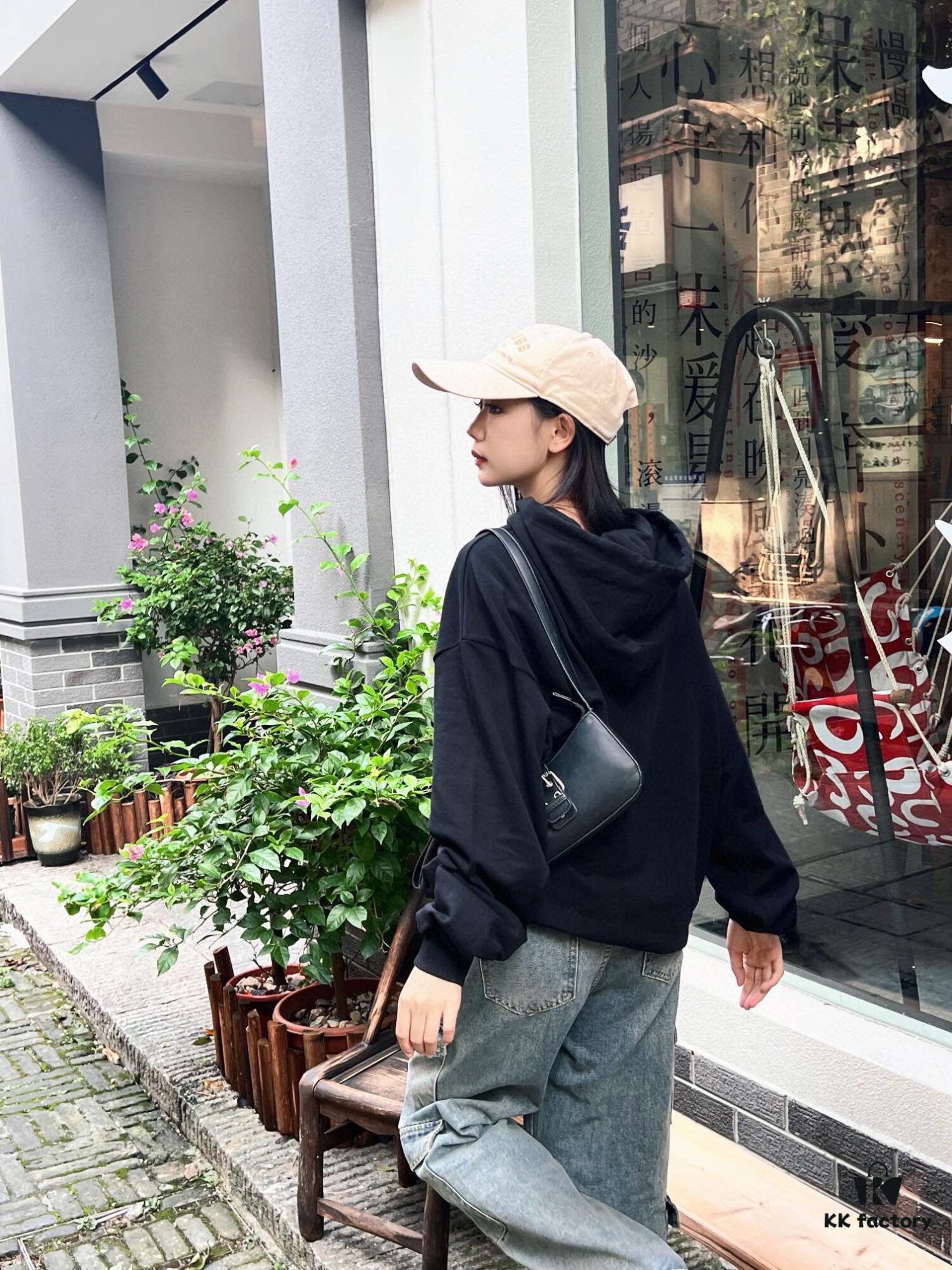 CELINE Triumph Arch Knit Hoodie - Classic Letter Design, Heavyweight 400g Fabric, Imported Matte Black Print