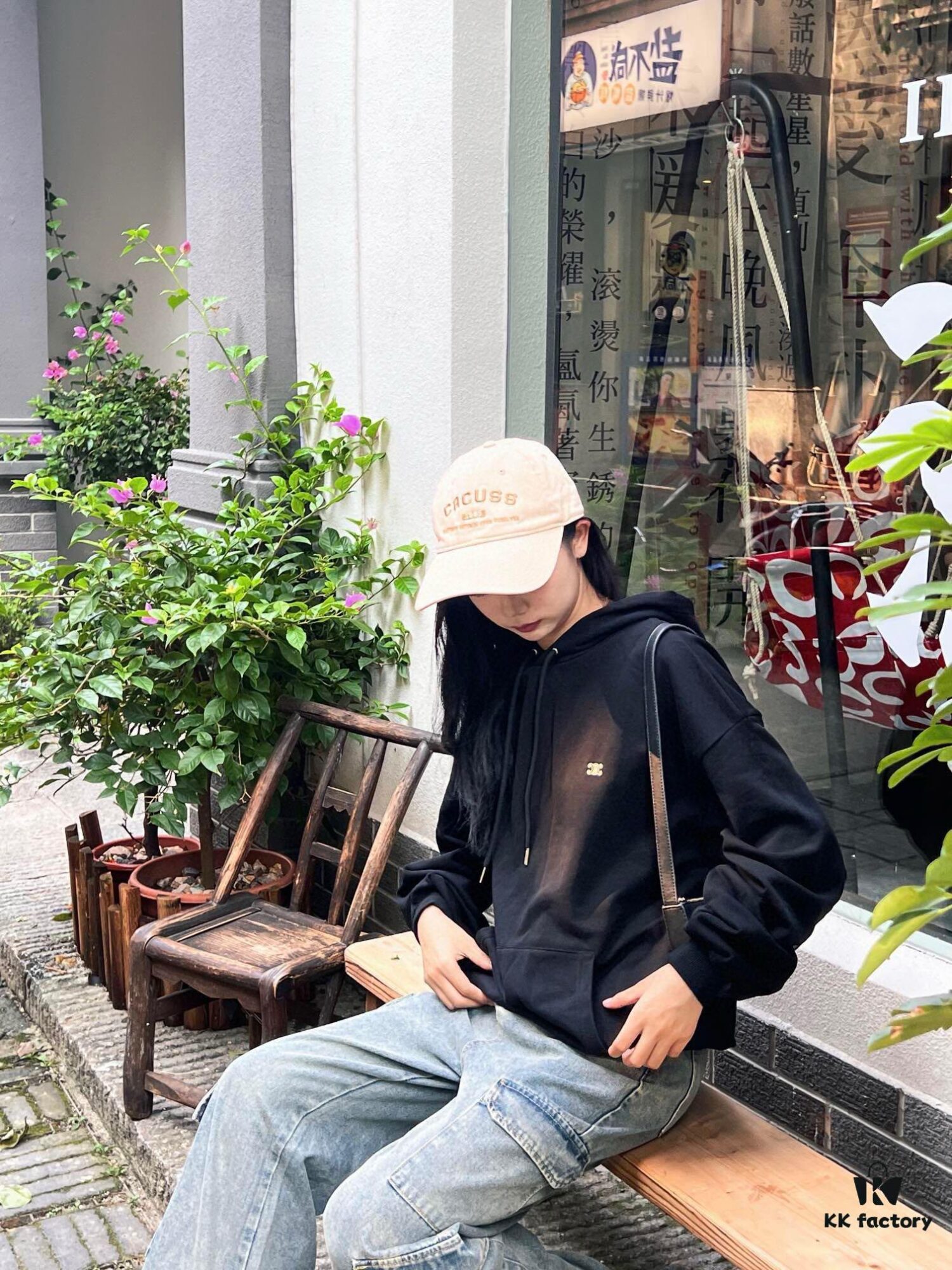 CELINE Triumph Arch Knit Hoodie - Classic Letter Design, Heavyweight 400g Fabric, Imported Matte Black Print