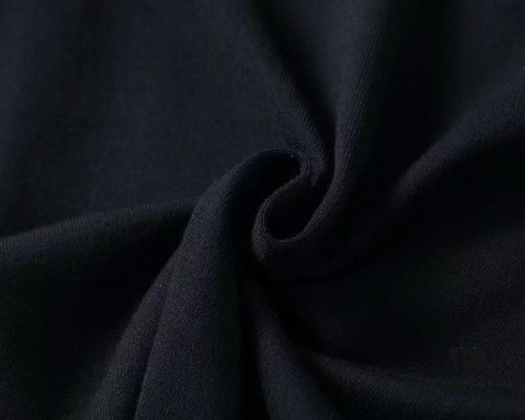 CELINE Fall/Winter Classic Crewneck Wool Pullover, 2025 Latest Design, Premium Wool Blend, Slim Fit, Timeless Style